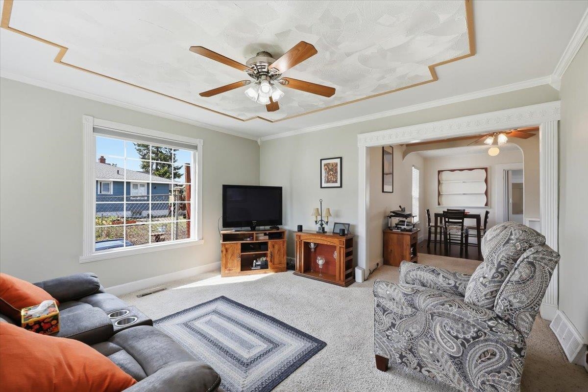 2223 E Sharp Ave - Photo 7