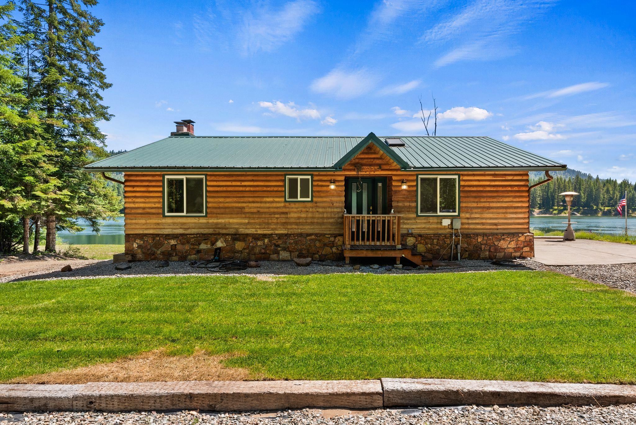 161 Alaska Ln S - Photo 3
