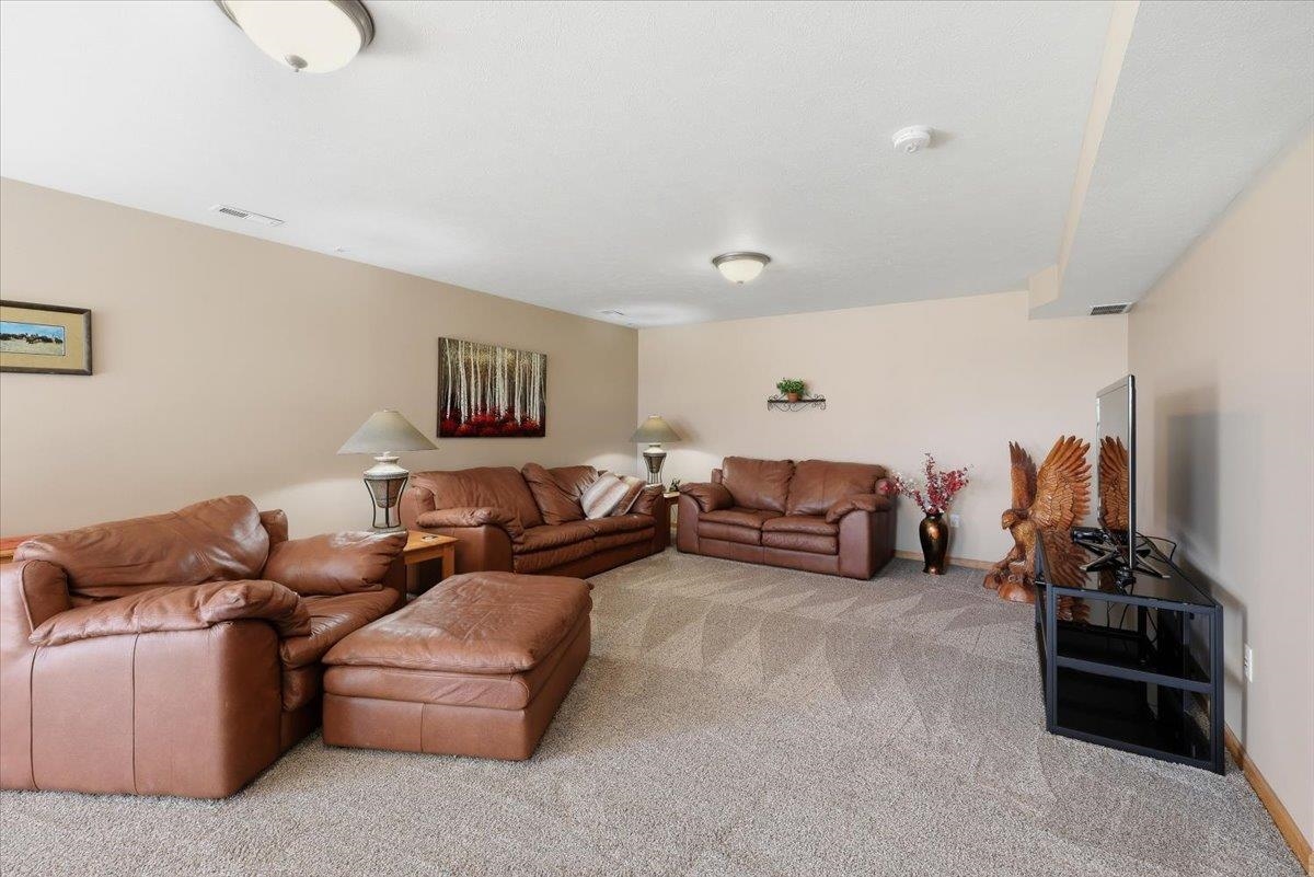 21710 N Saddle Mountain Ln - Photo 38