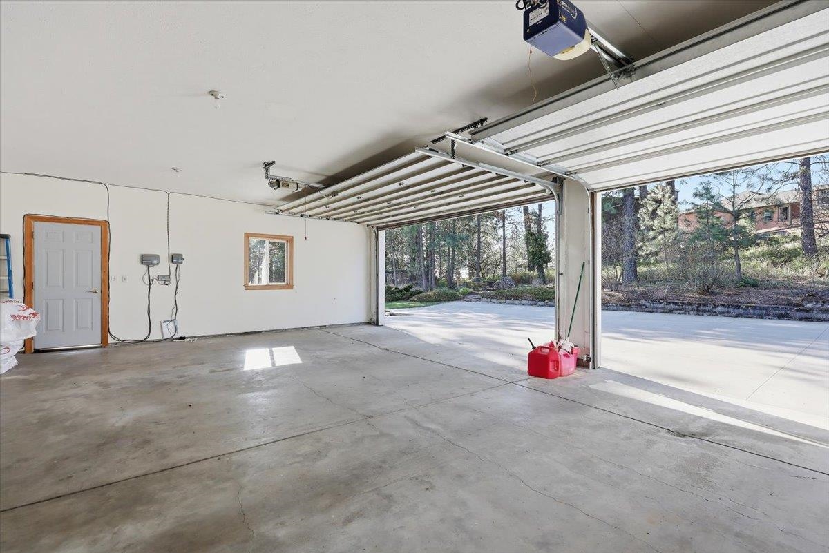 21710 N Saddle Mountain Ln - Photo 43