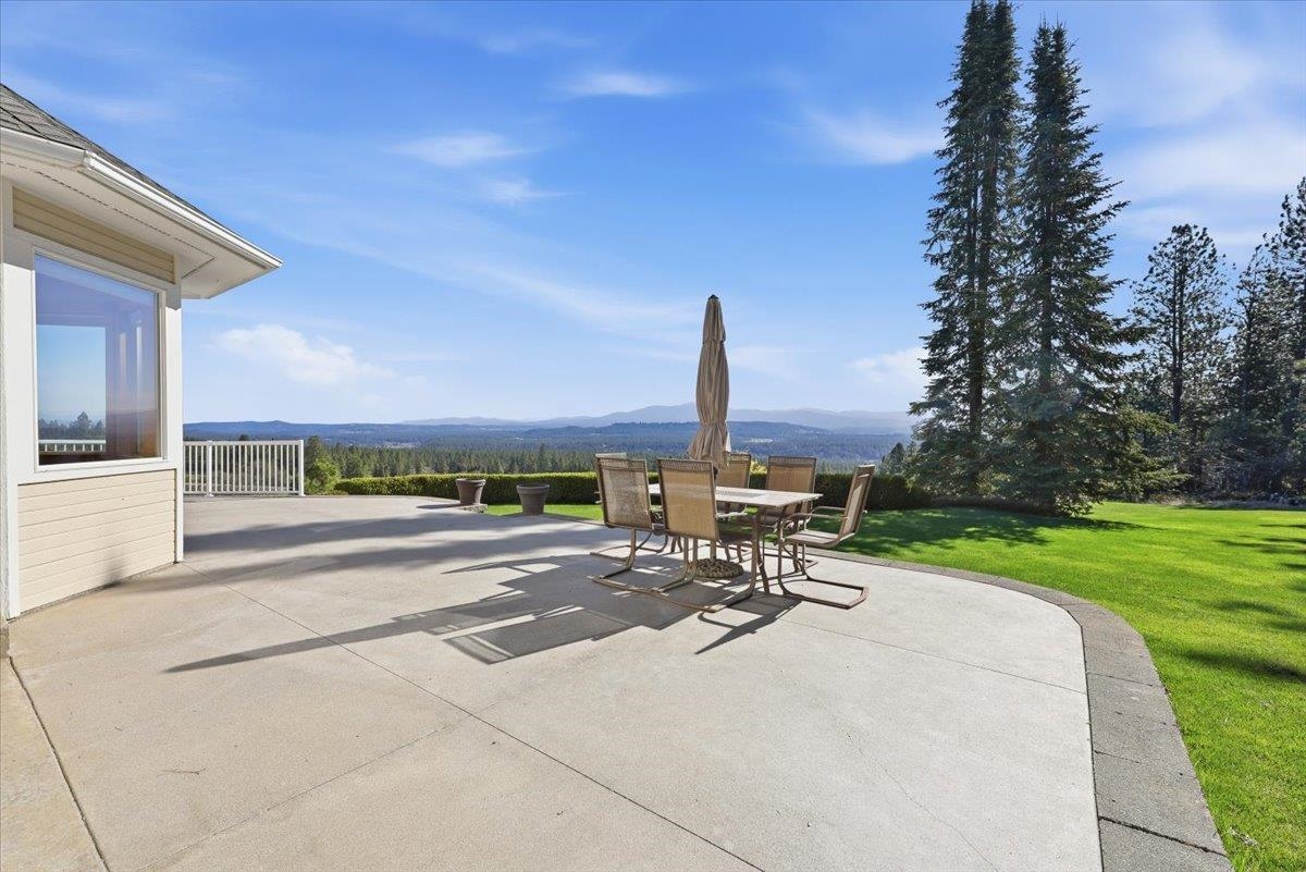 21710 N Saddle Mountain Ln - Photo 46