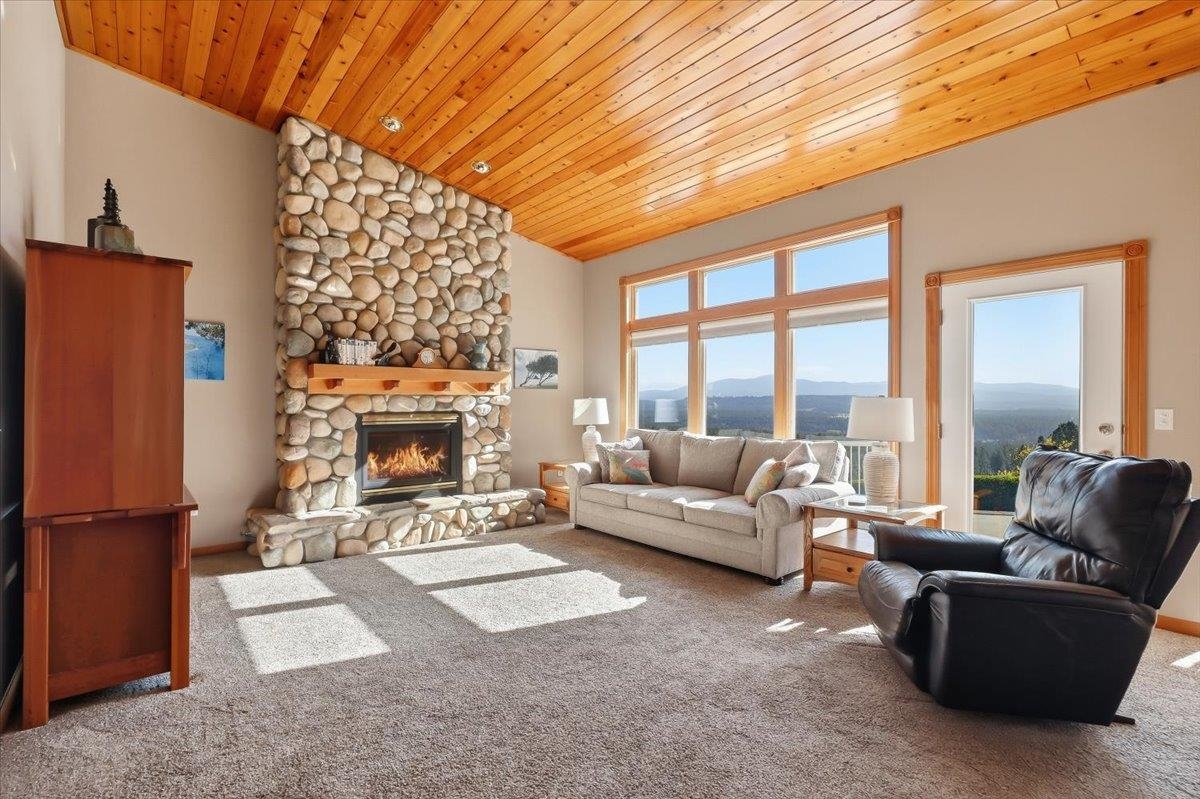 21710 N Saddle Mountain Ln - Photo 10