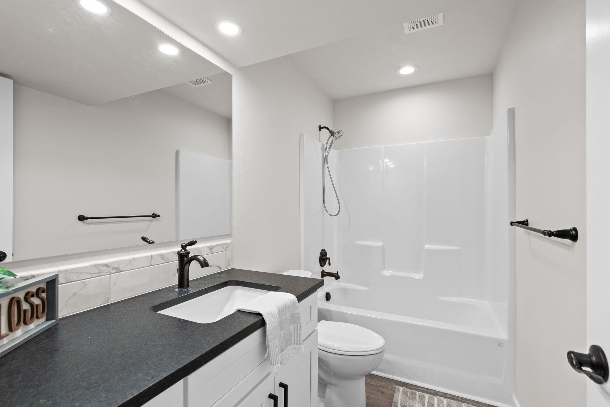 826 Thomas Ln - Photo 35
