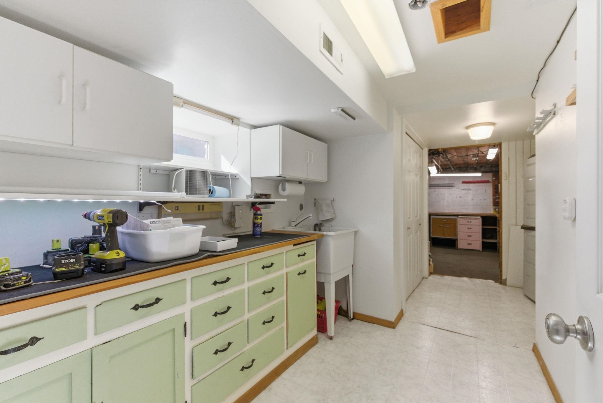 318 E 27th Ave - Photo 32