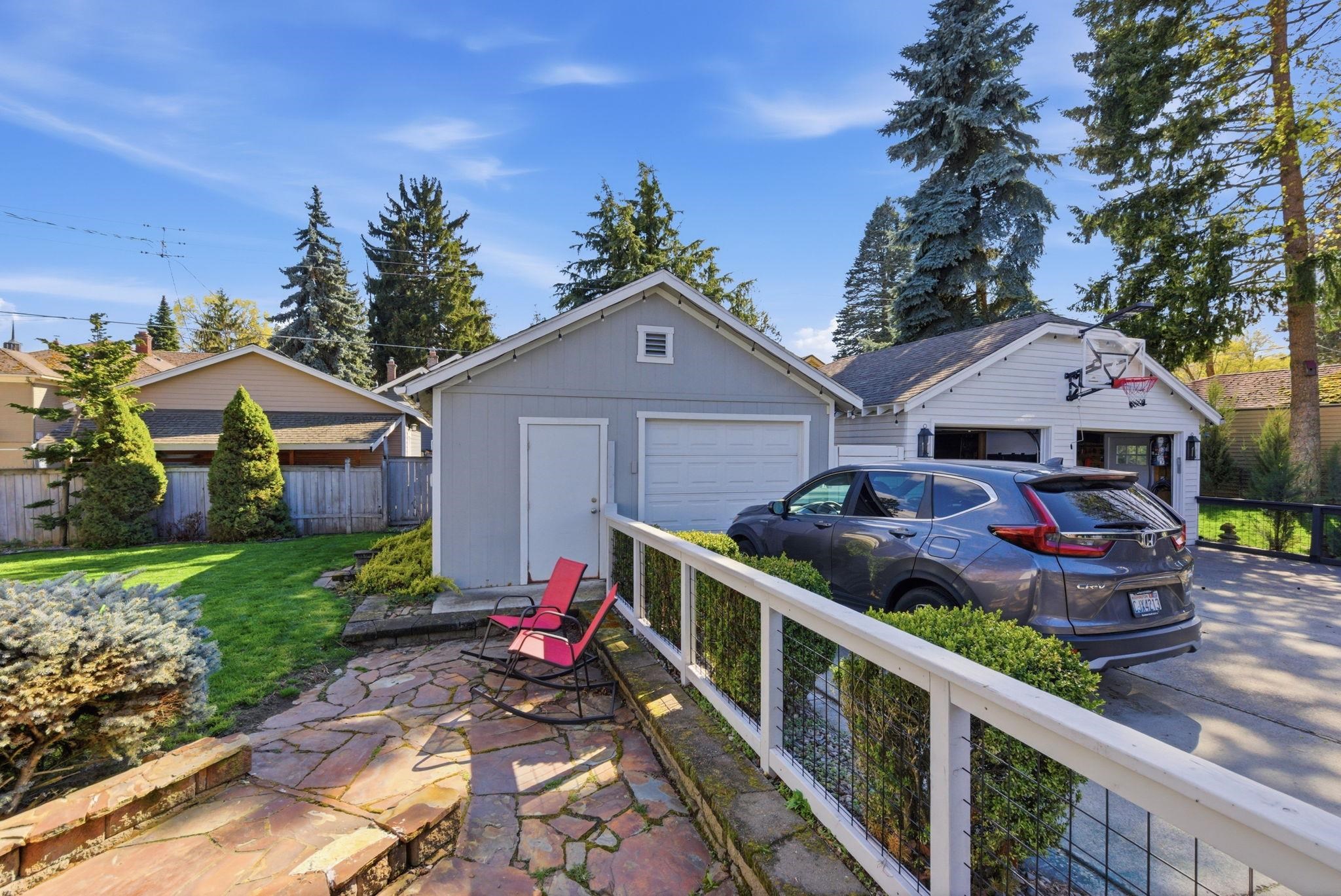 318 E 27th Ave - Photo 42
