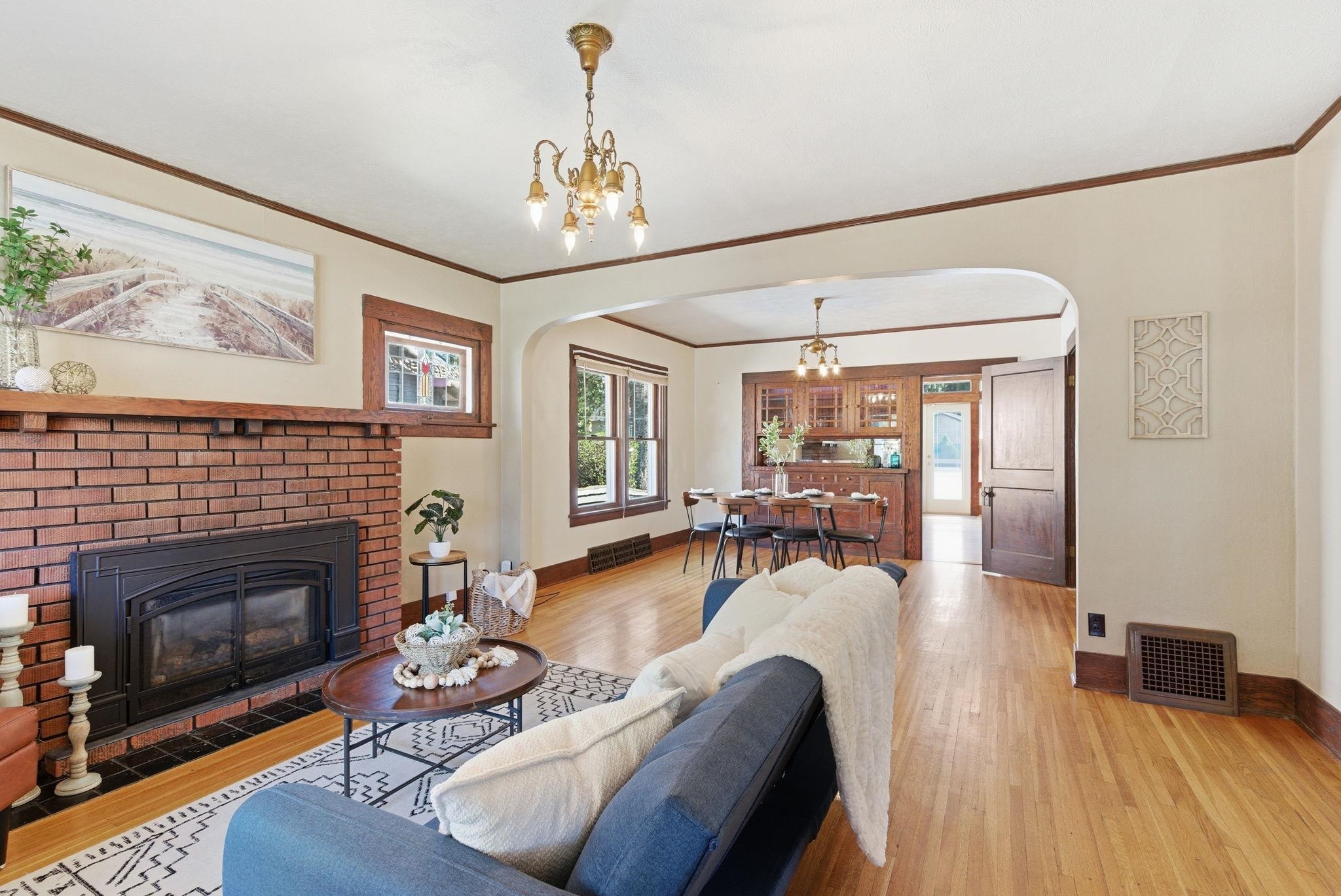 318 E 27th Ave - Photo 8