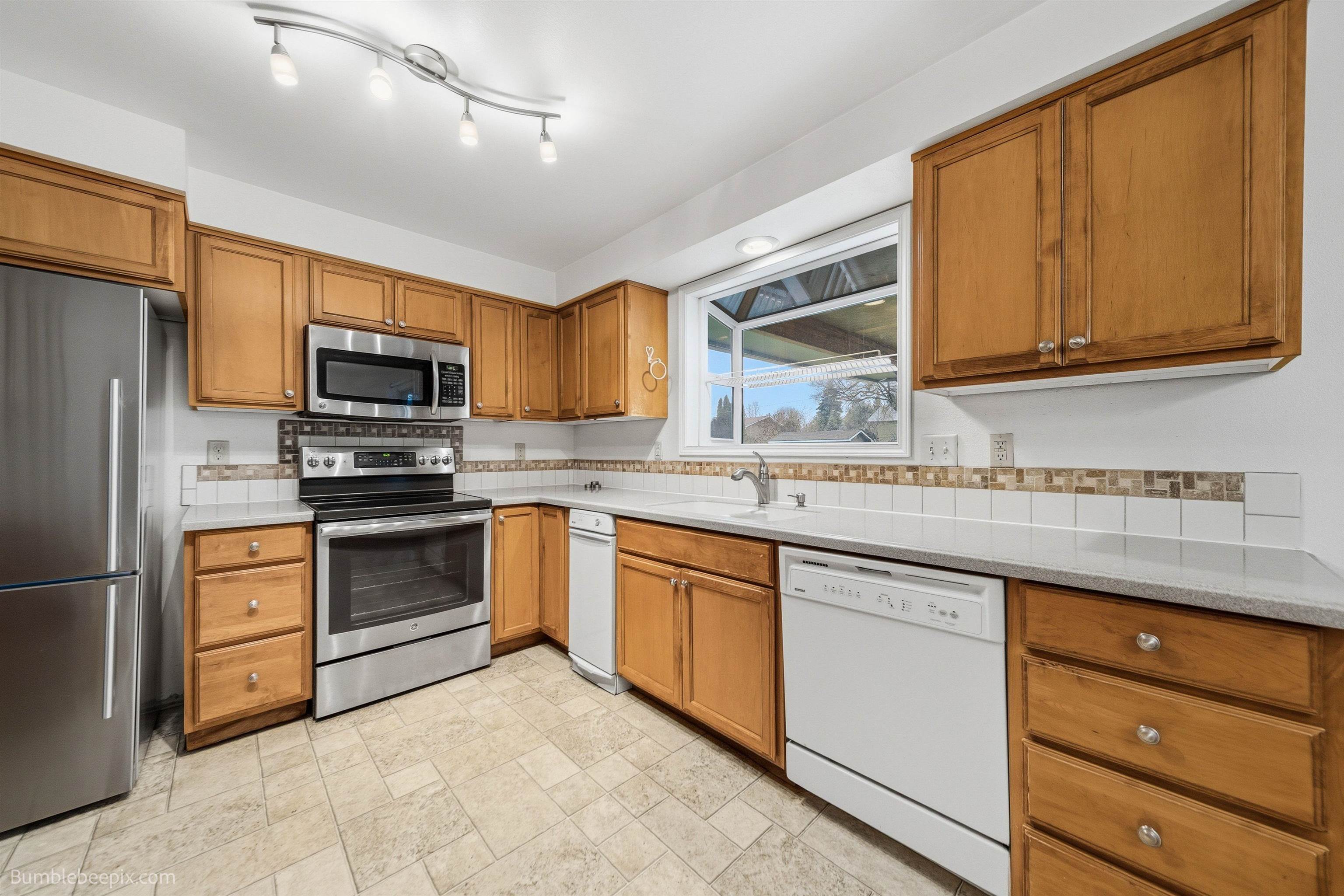 13315 N Emilee Ct - Photo 9