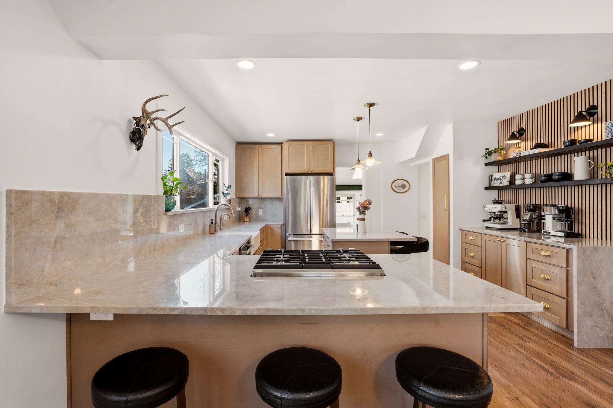 2423 S Manito Blvd - Photo 14
