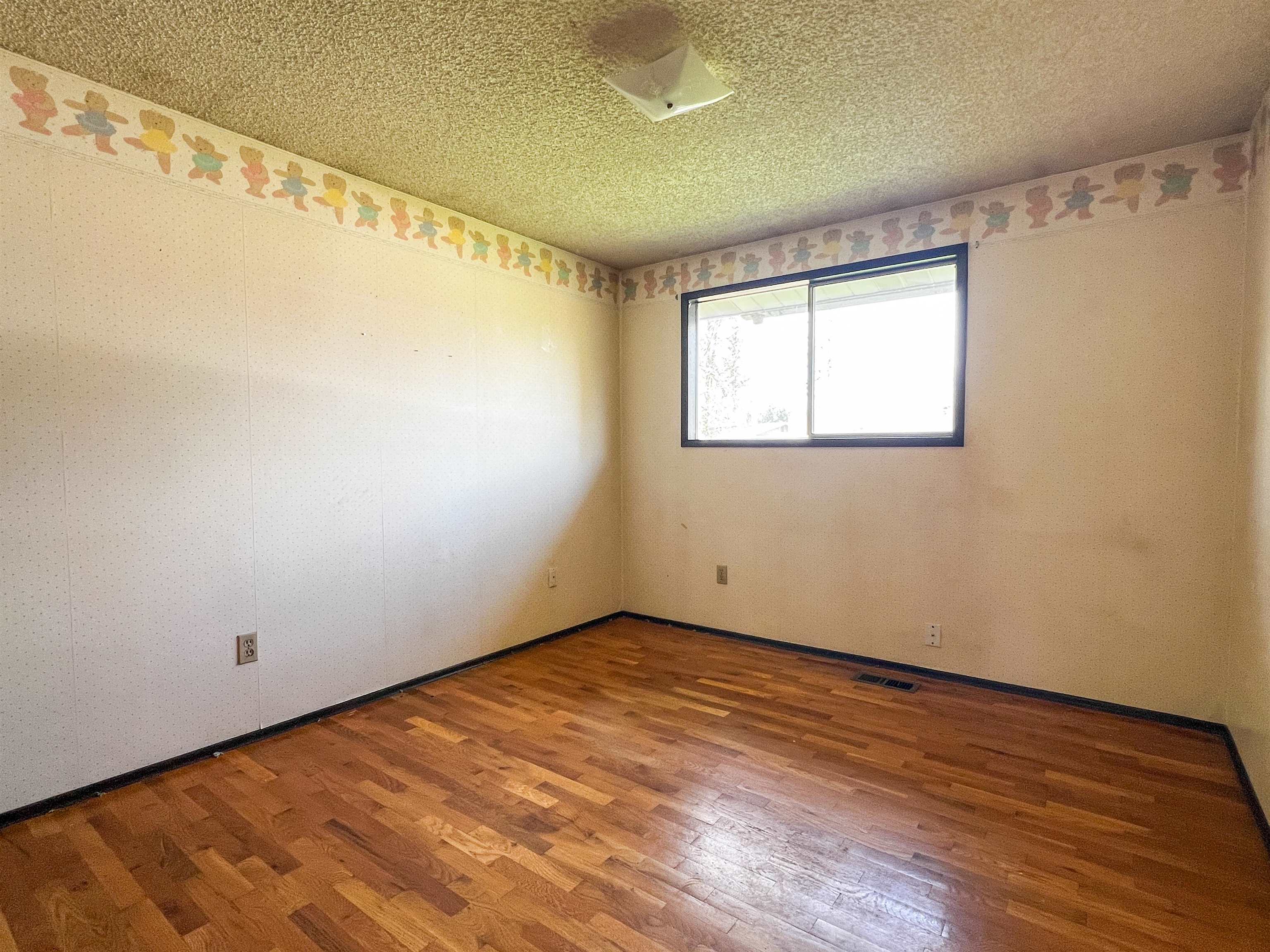 6005 N Oxford Dr - Photo 14