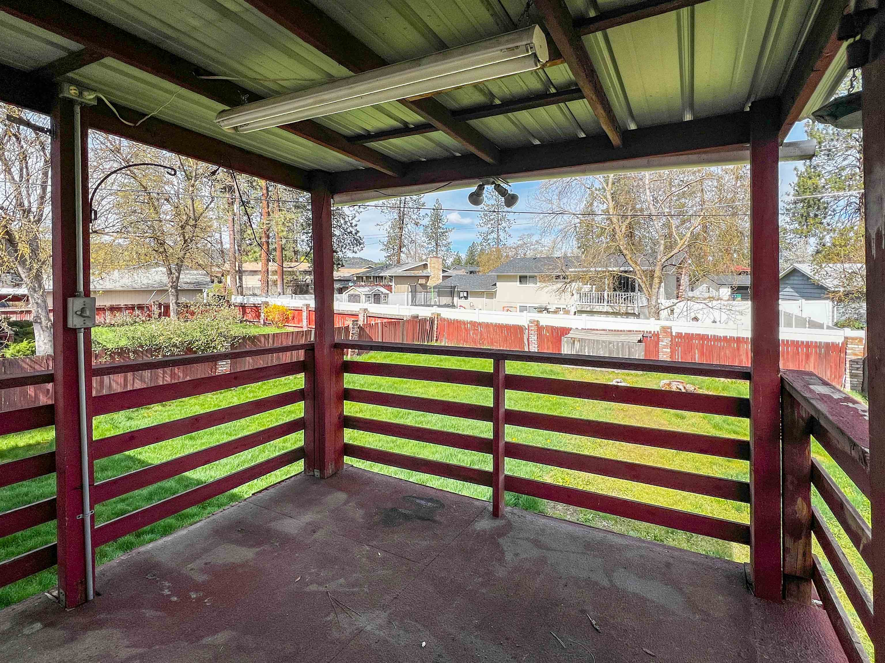 6005 N Oxford Dr - Photo 22