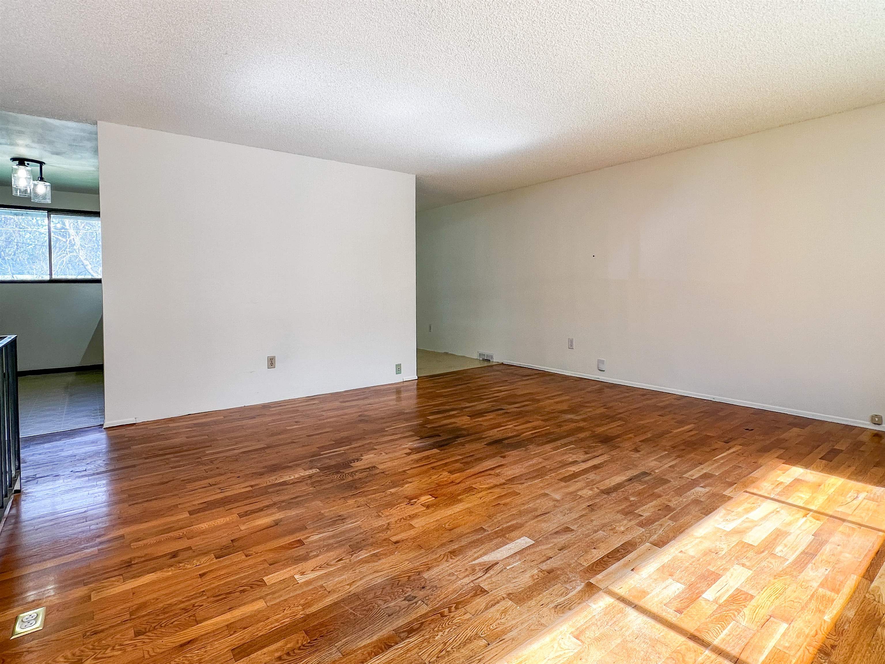 6005 N Oxford Dr - Photo 6
