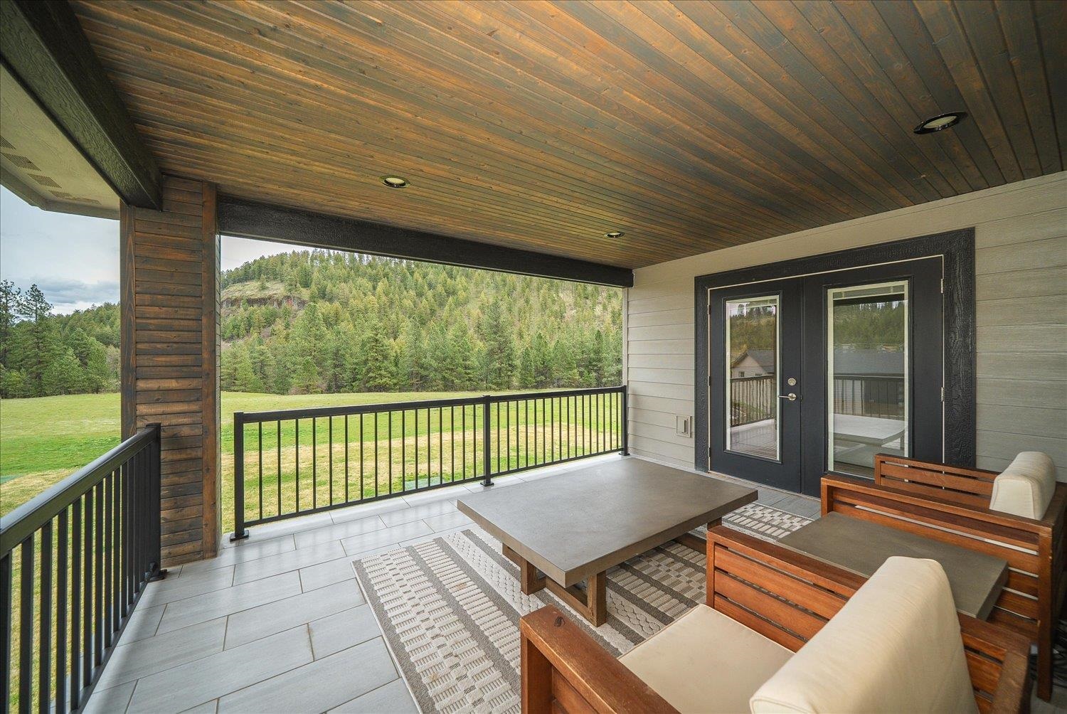 16215 W Coulee Hite Rd - Photo 15