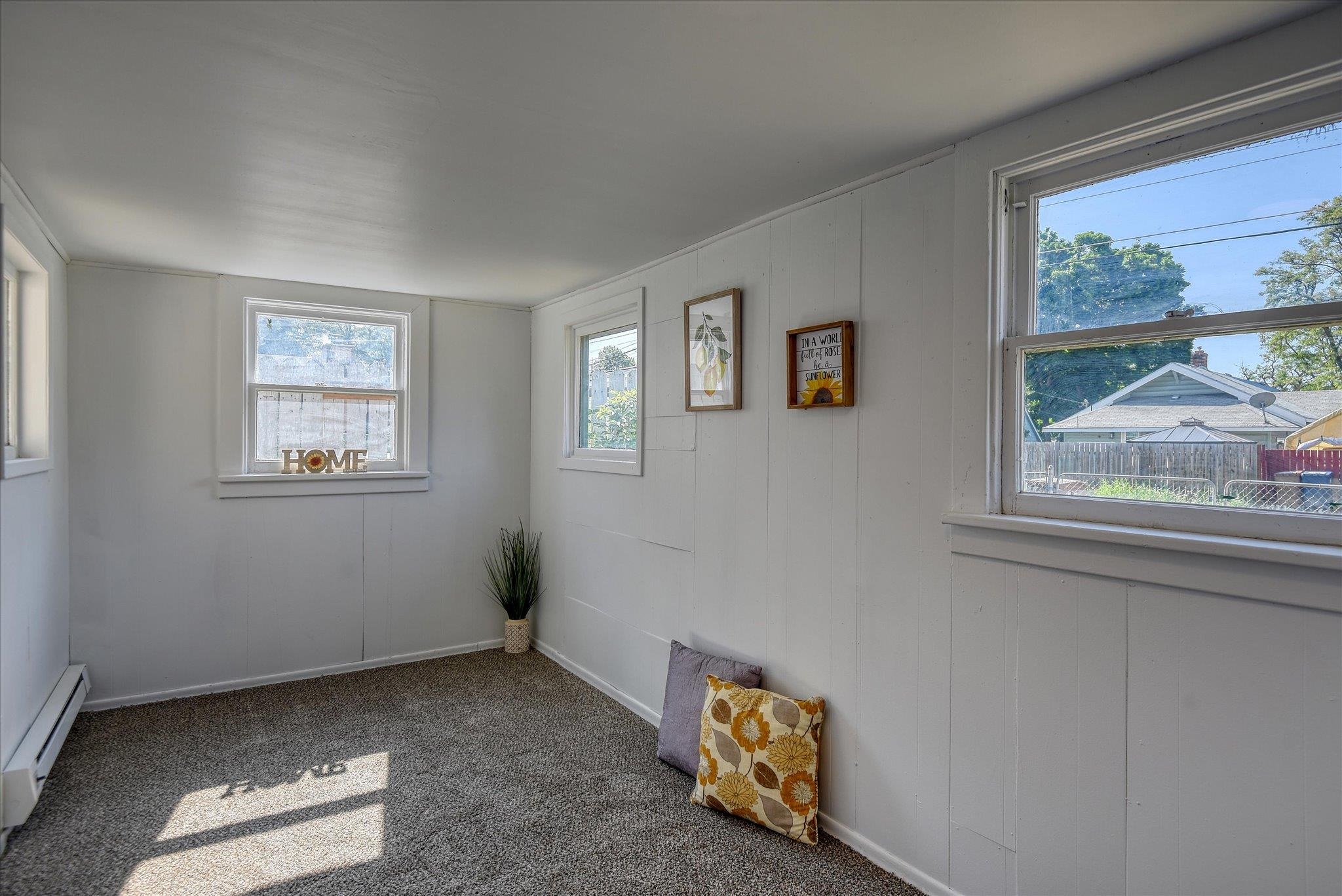 324 E Everett Ave - Photo 11