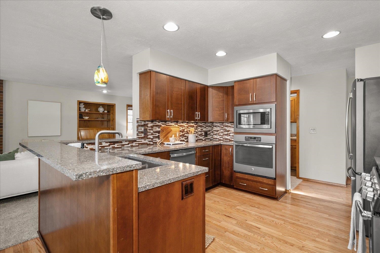 704 E High Dr - Photo 13