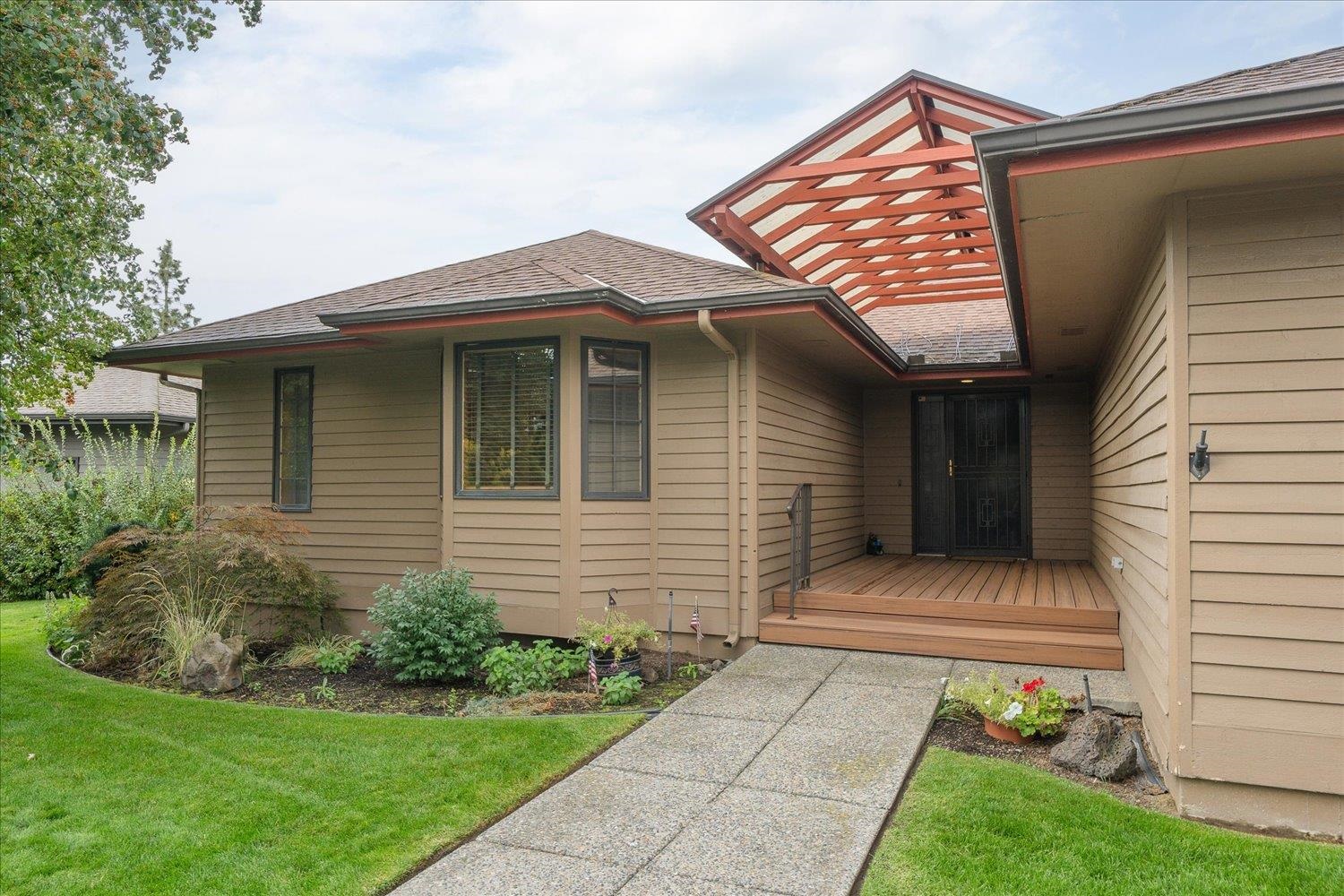 704 E High Dr - Photo 3