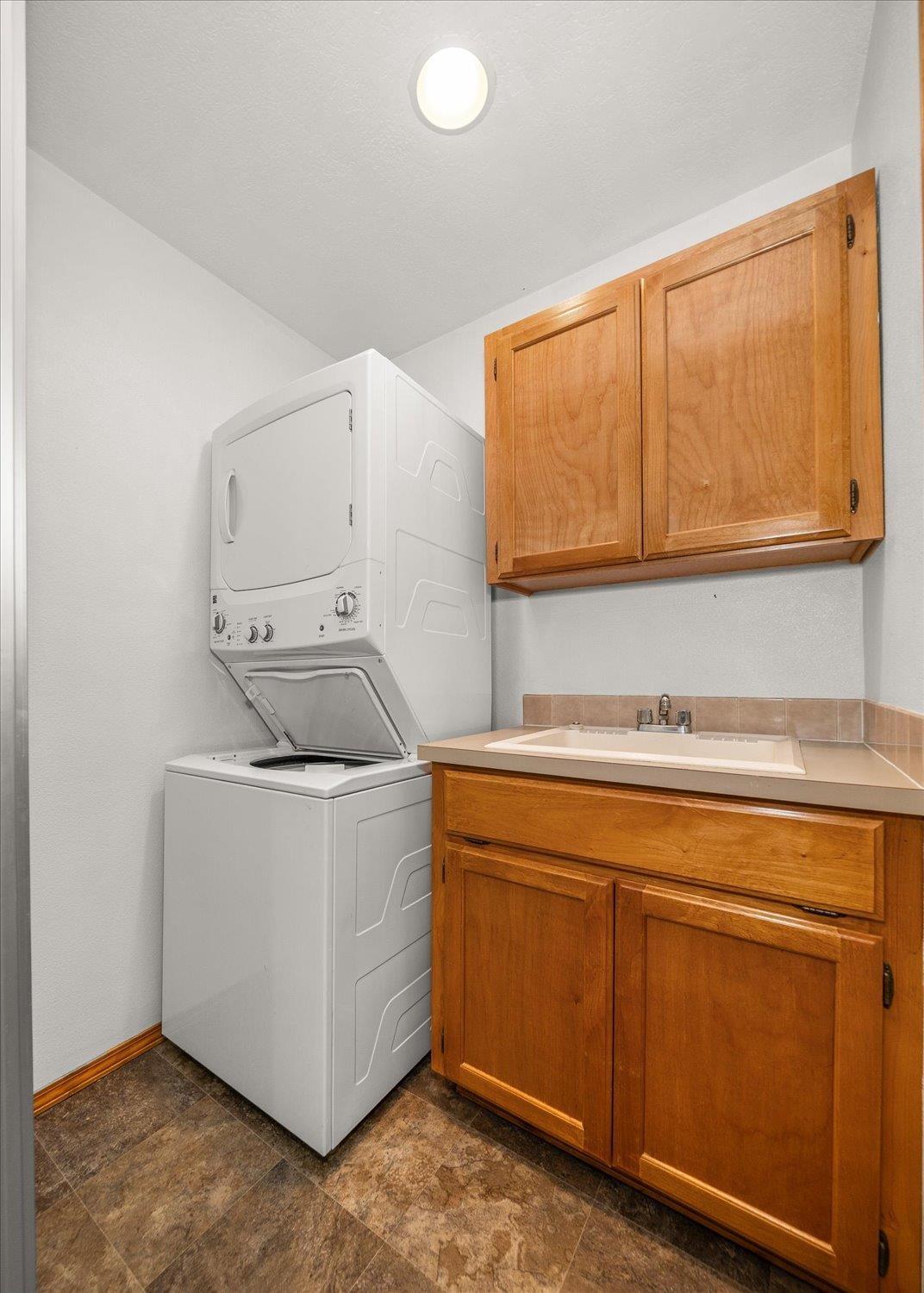 704 E High Dr - Photo 29