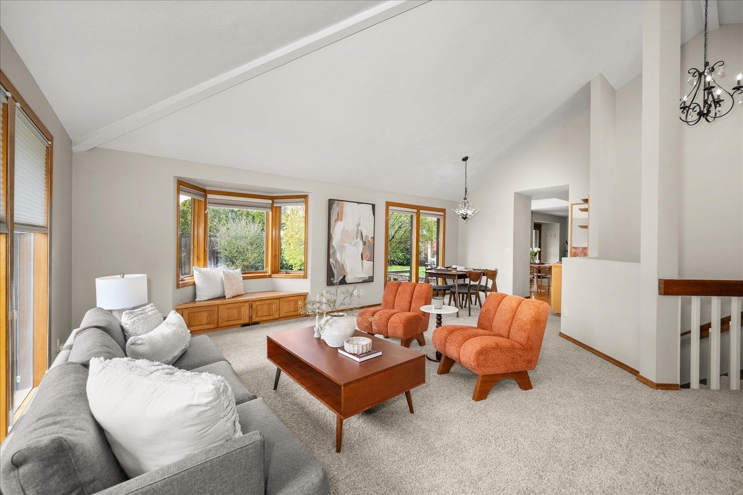 704 E High Dr - Photo 4