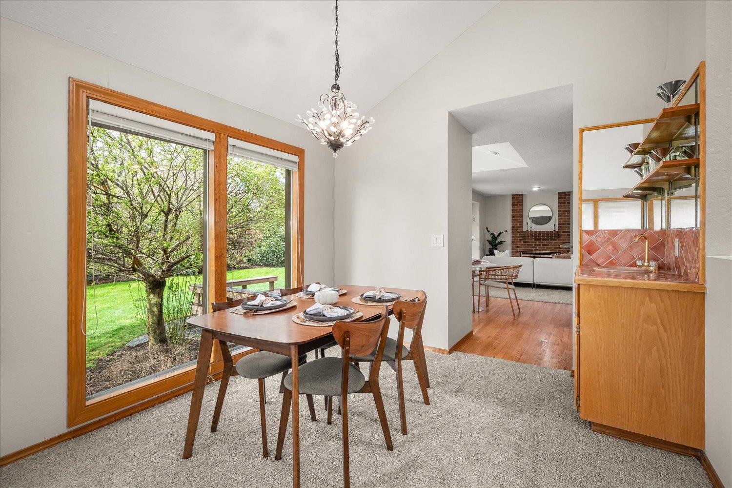 704 E High Dr - Photo 9