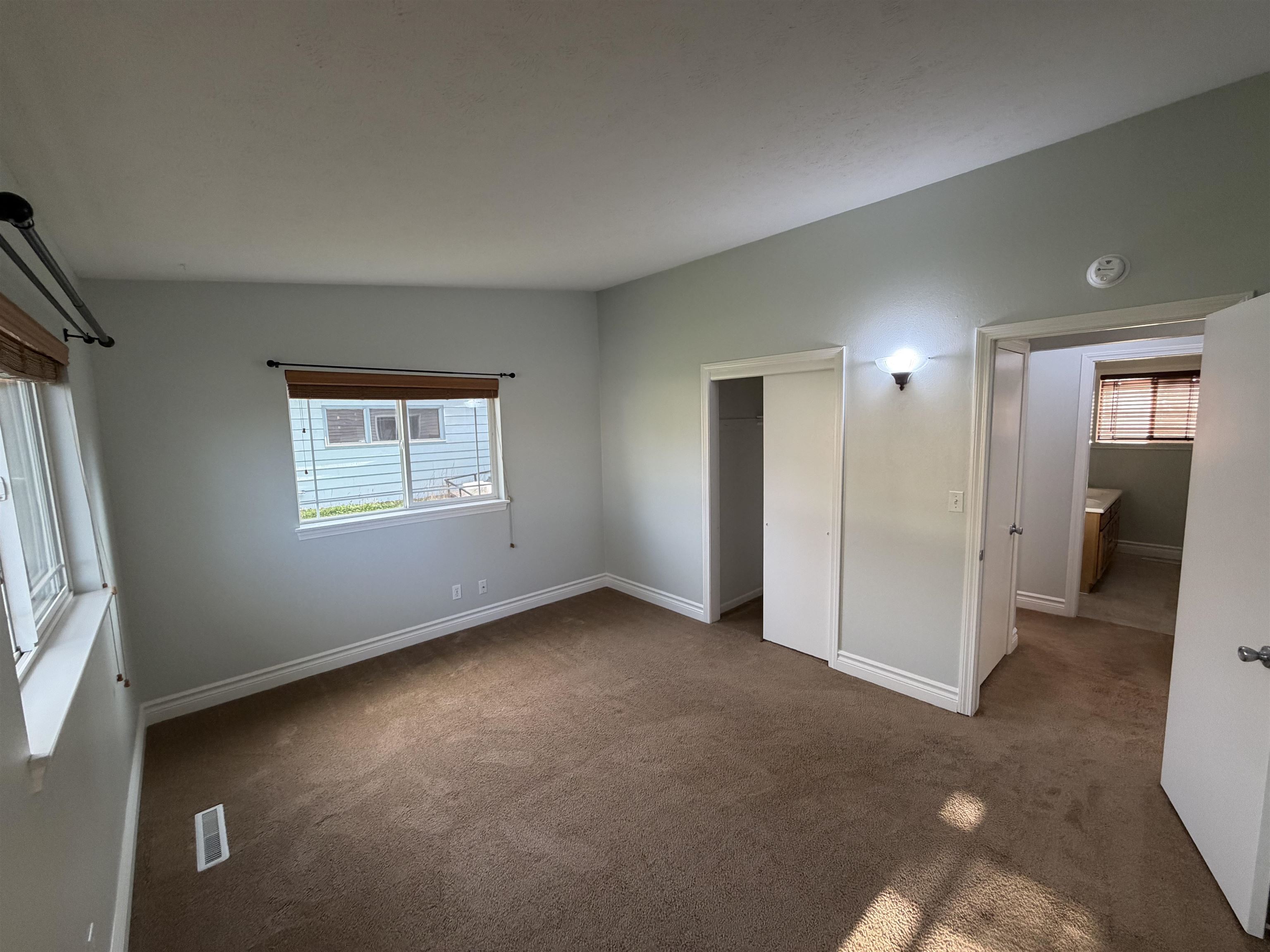 1604 S Woodlawn Rd - Photo 12