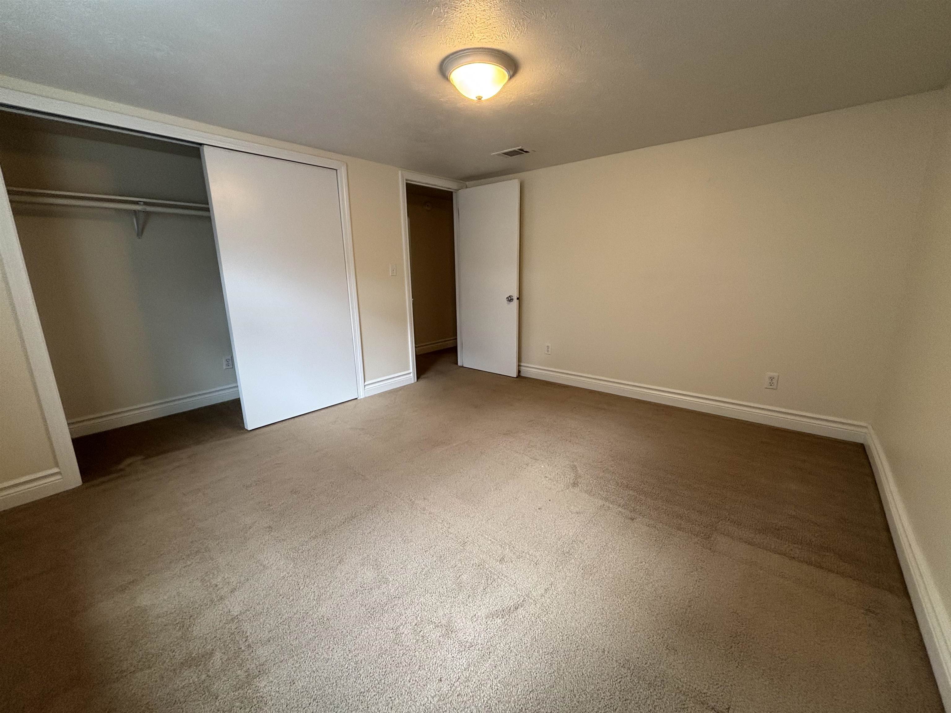 1604 S Woodlawn Rd - Photo 22