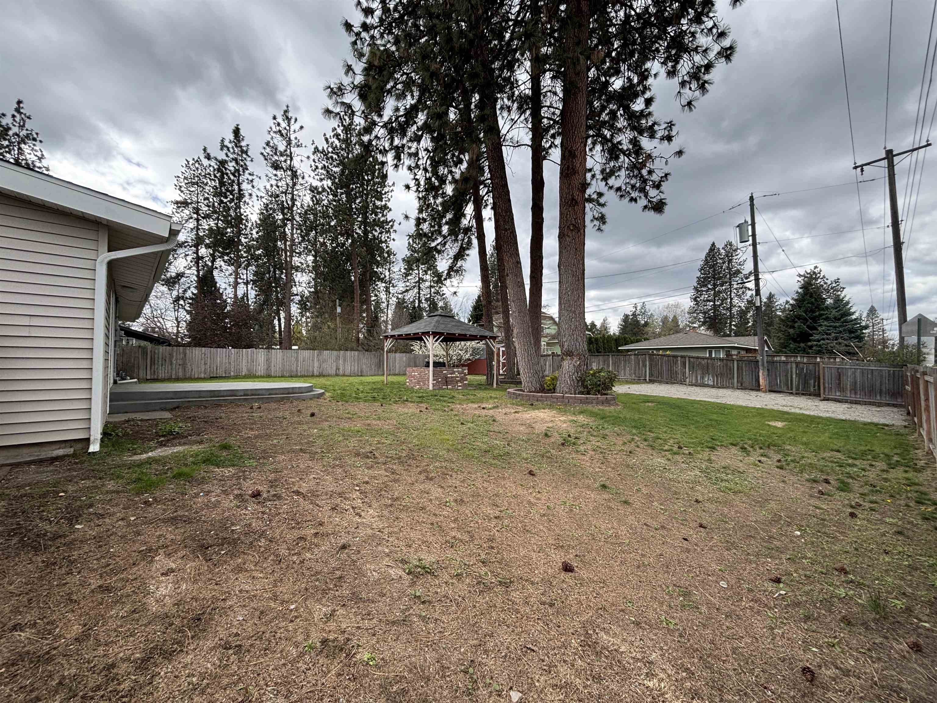 1604 S Woodlawn Rd - Photo 24