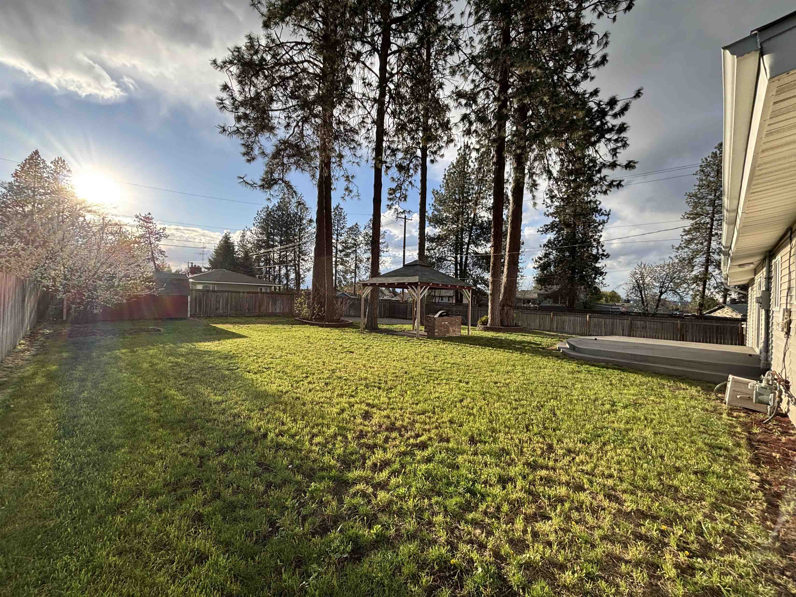 1604 S Woodlawn Rd - Photo 26