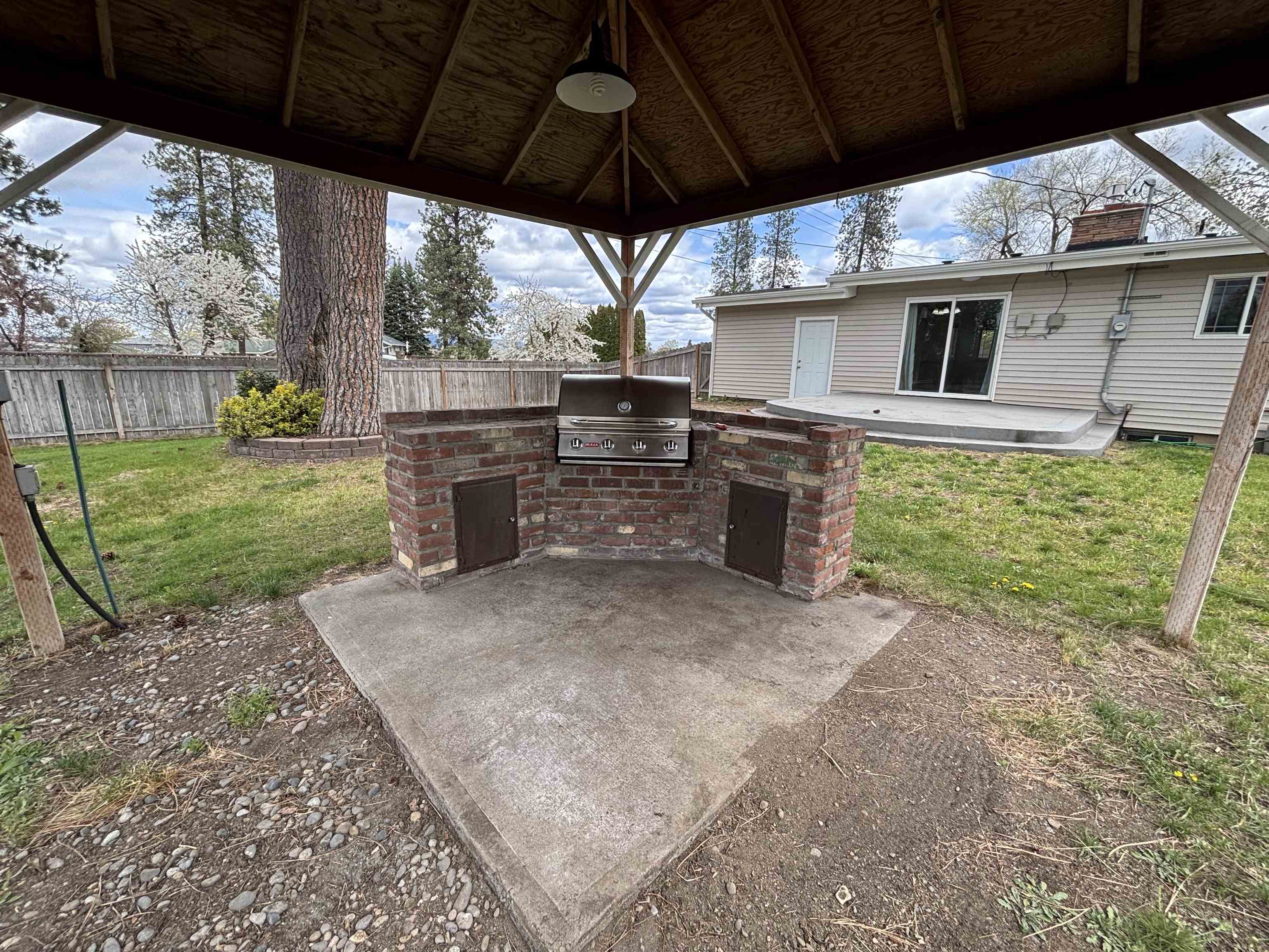 1604 S Woodlawn Rd - Photo 28