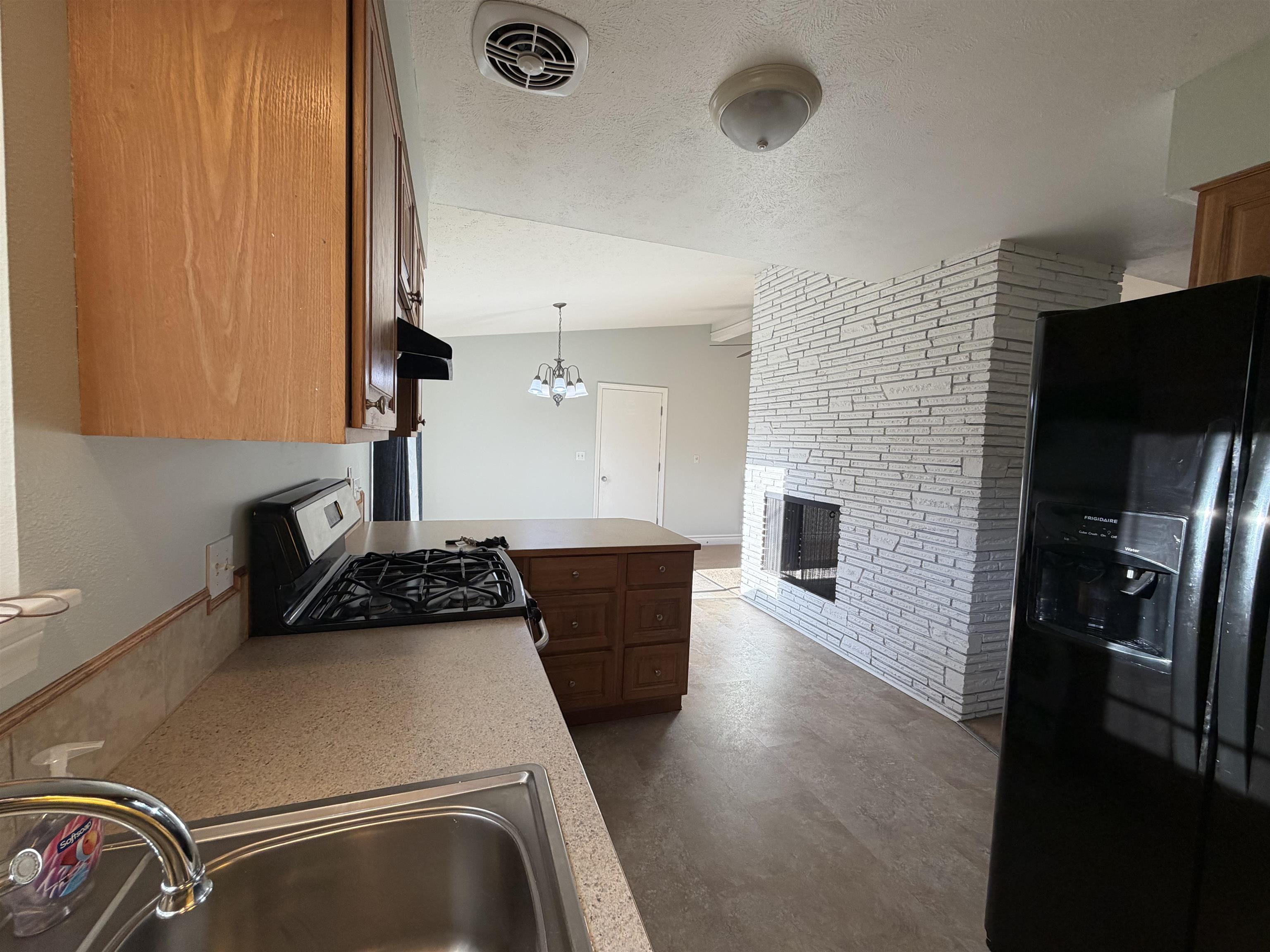 1604 S Woodlawn Rd - Photo 8
