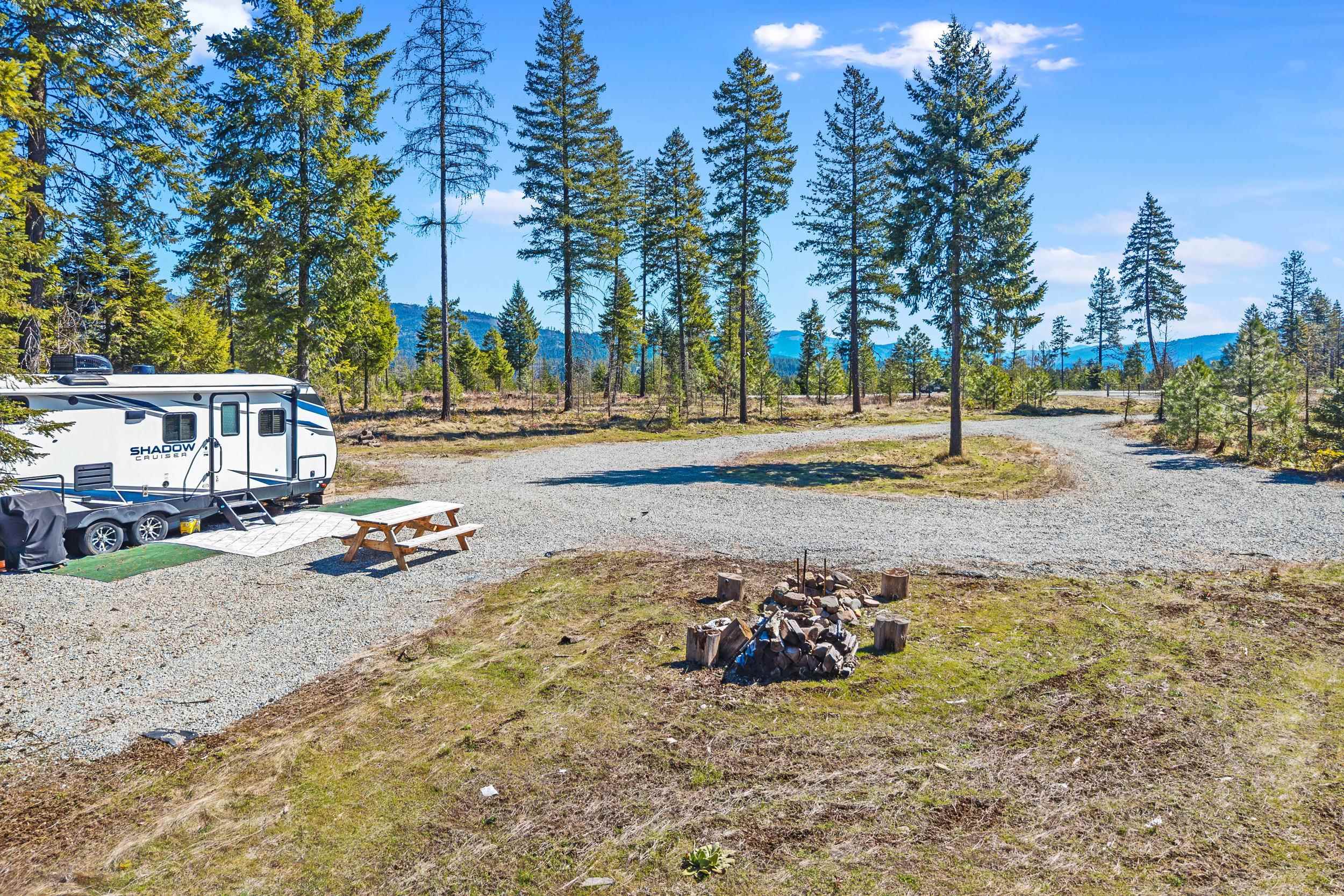 555 Happy Trails Ln - Photo 1