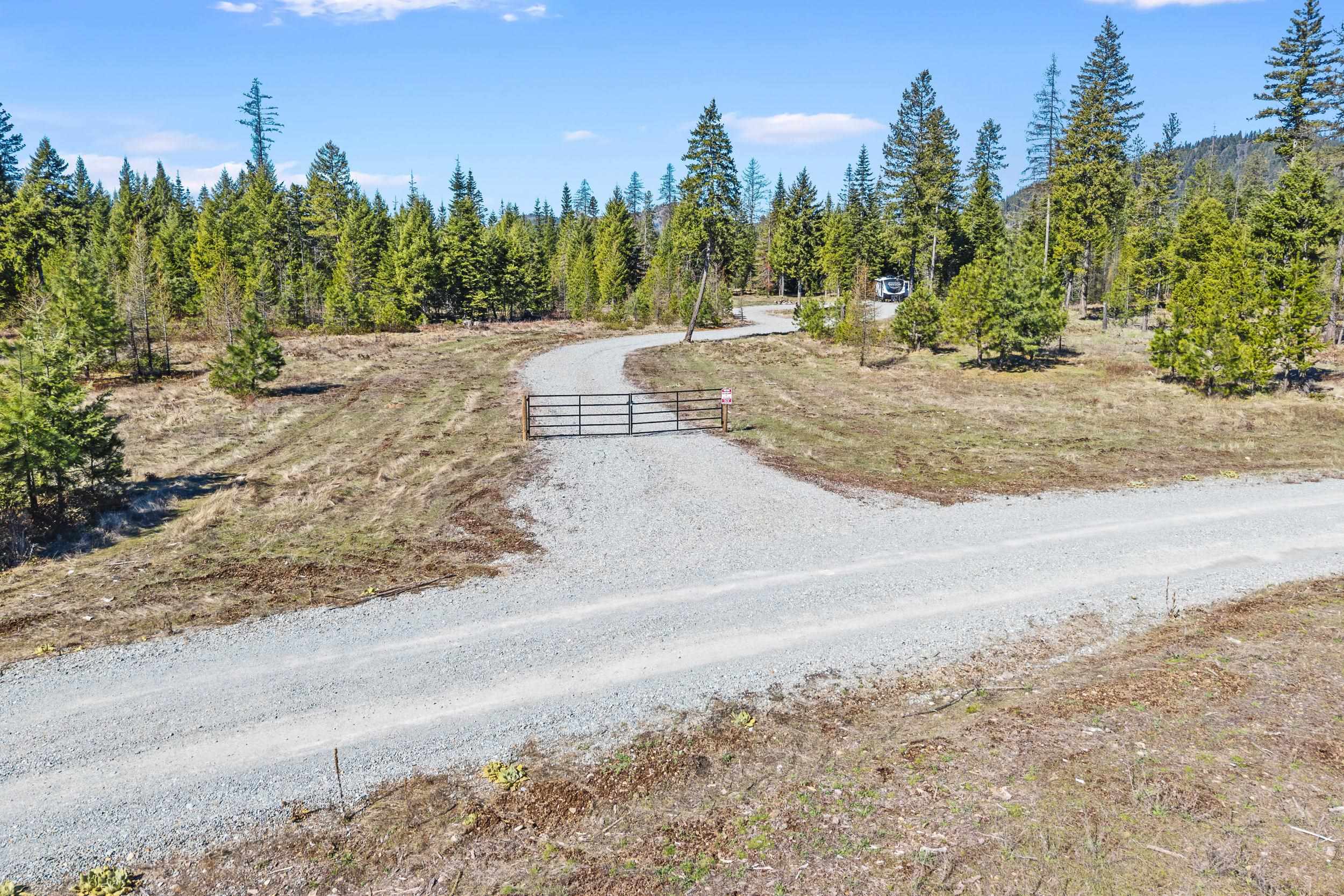 555 Happy Trails Ln - Photo 5