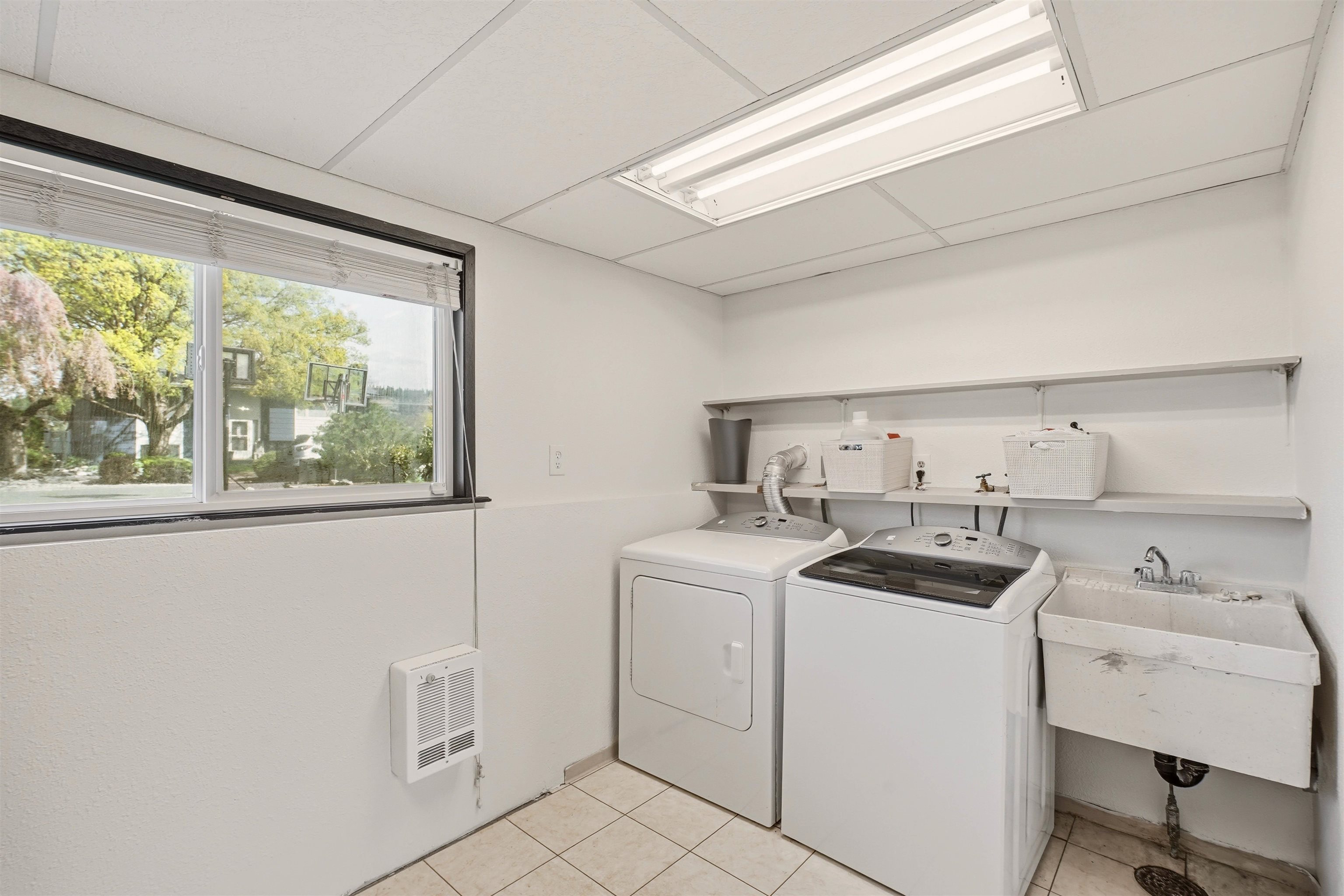 4028 E JACKSON AVE Rd - Photo 24