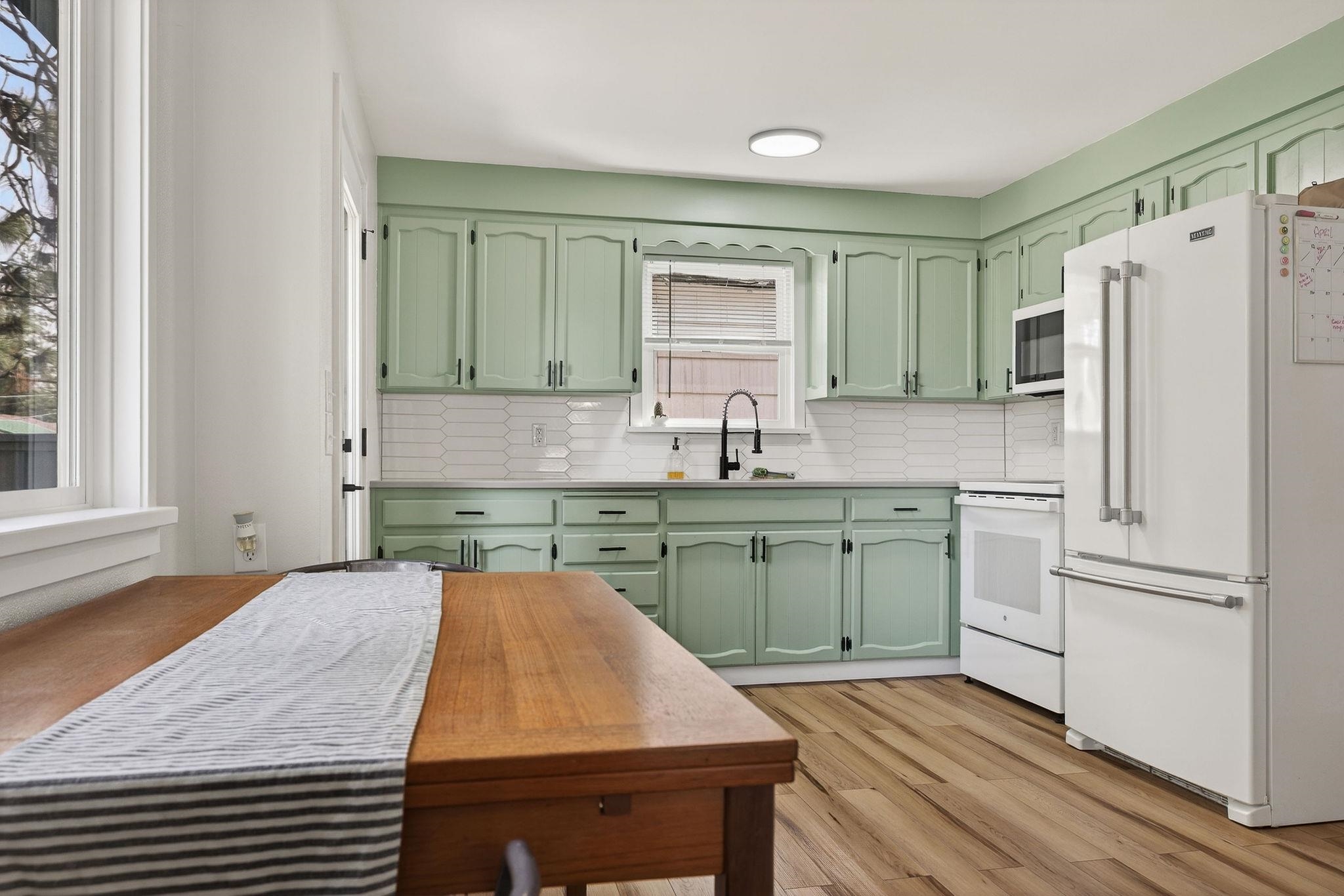 3917 E PRATT Ave - Photo 12