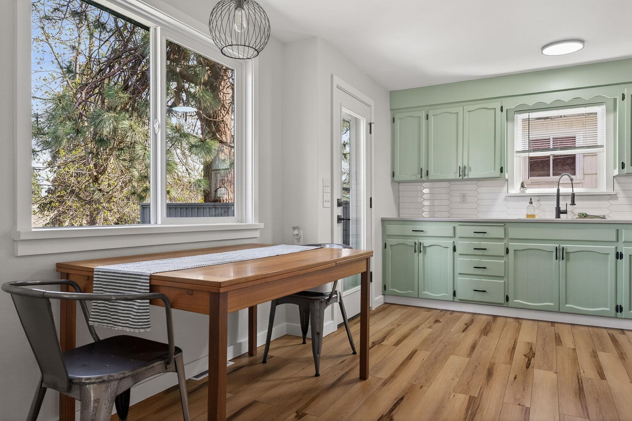 3917 E PRATT Ave - Photo 13
