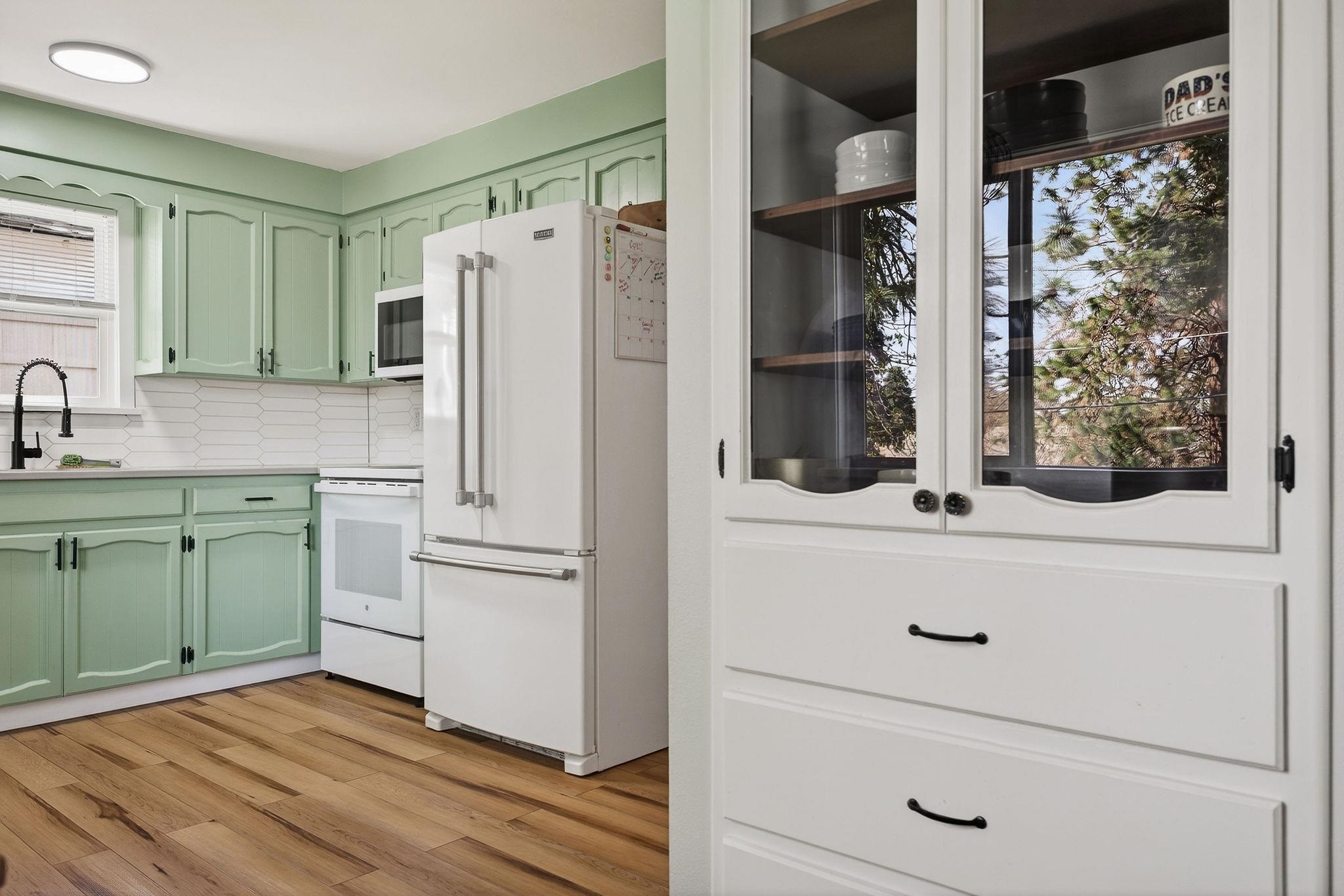 3917 E PRATT Ave - Photo 14
