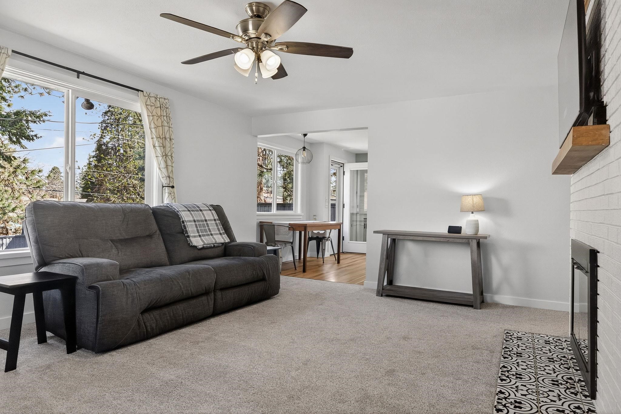3917 E PRATT Ave - Photo 3