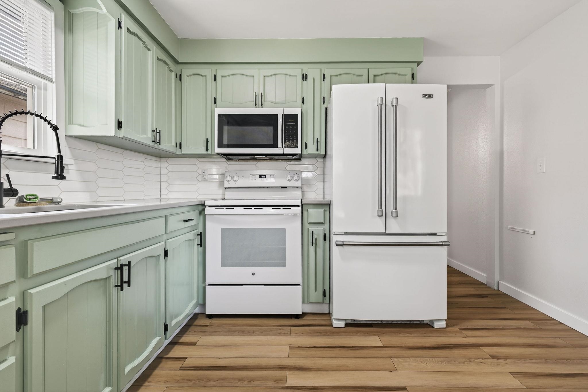 3917 E PRATT Ave - Photo 10