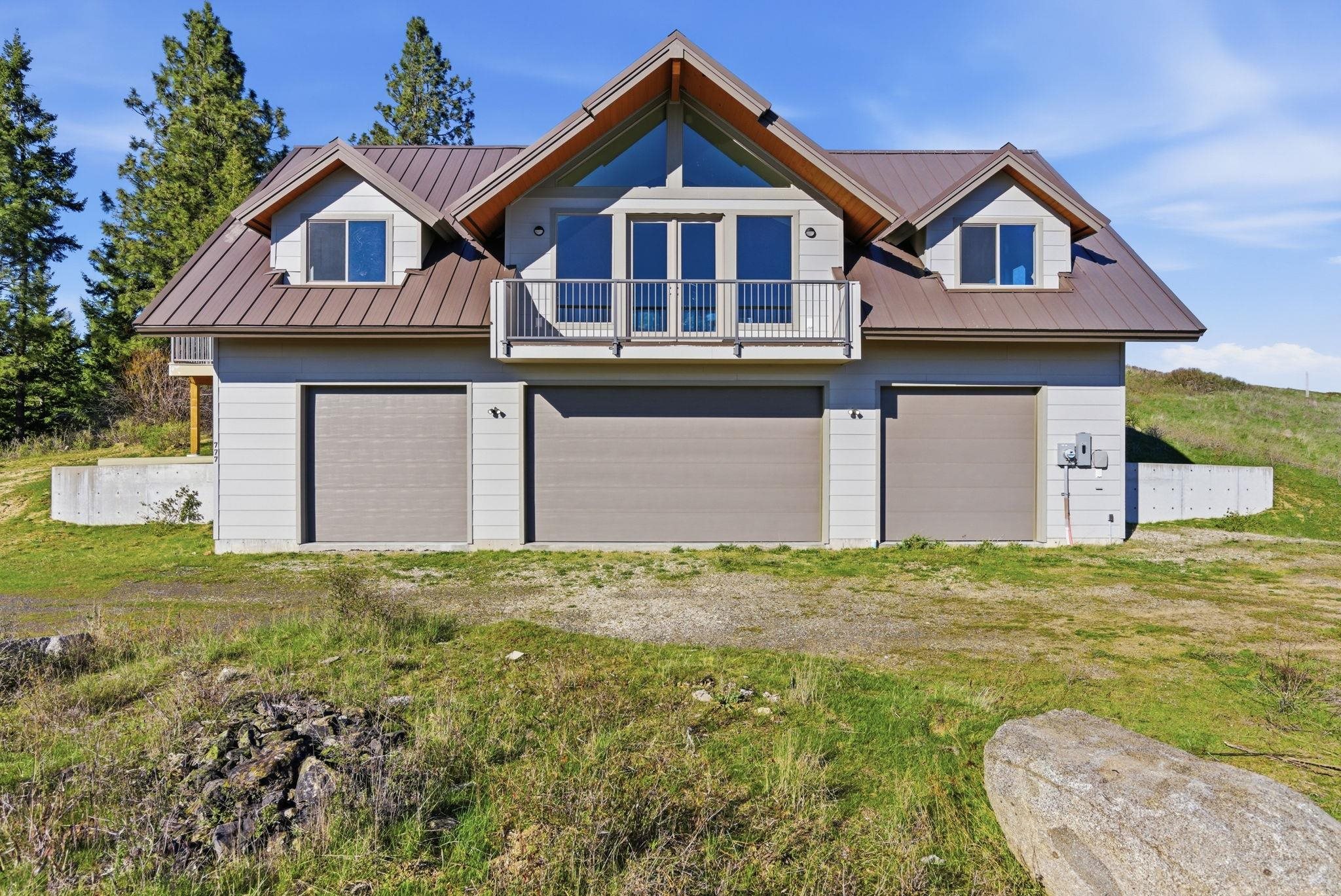 777 Chain Lakes Dr - Photo 1
