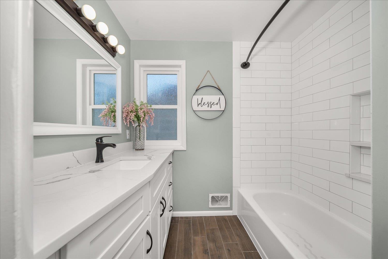 11603 E Main Ave - Photo 14