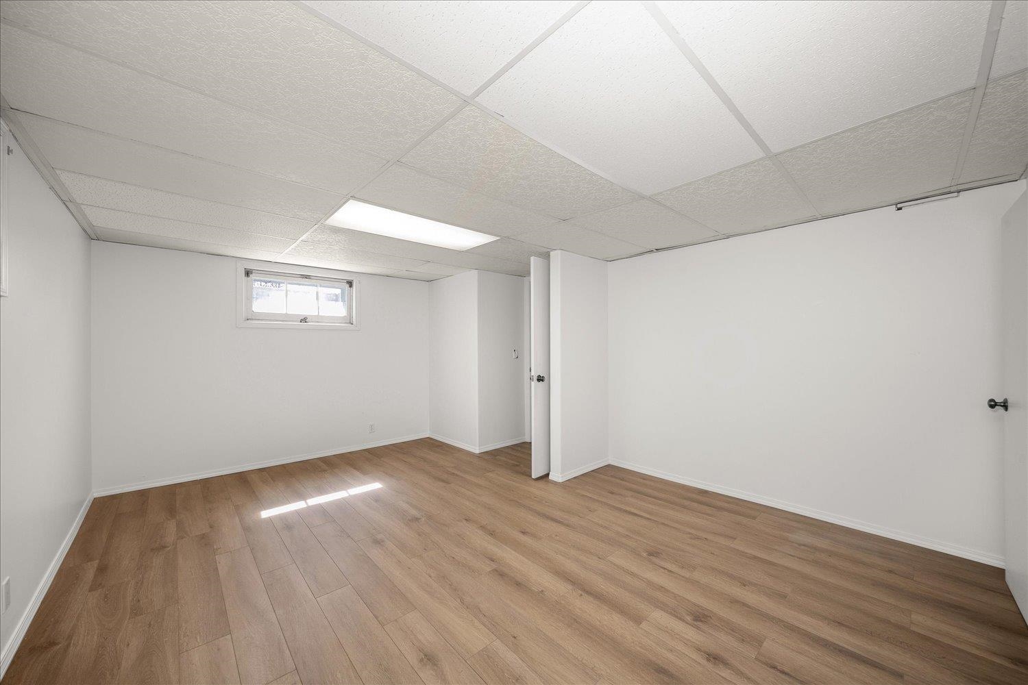 11603 E Main Ave - Photo 17