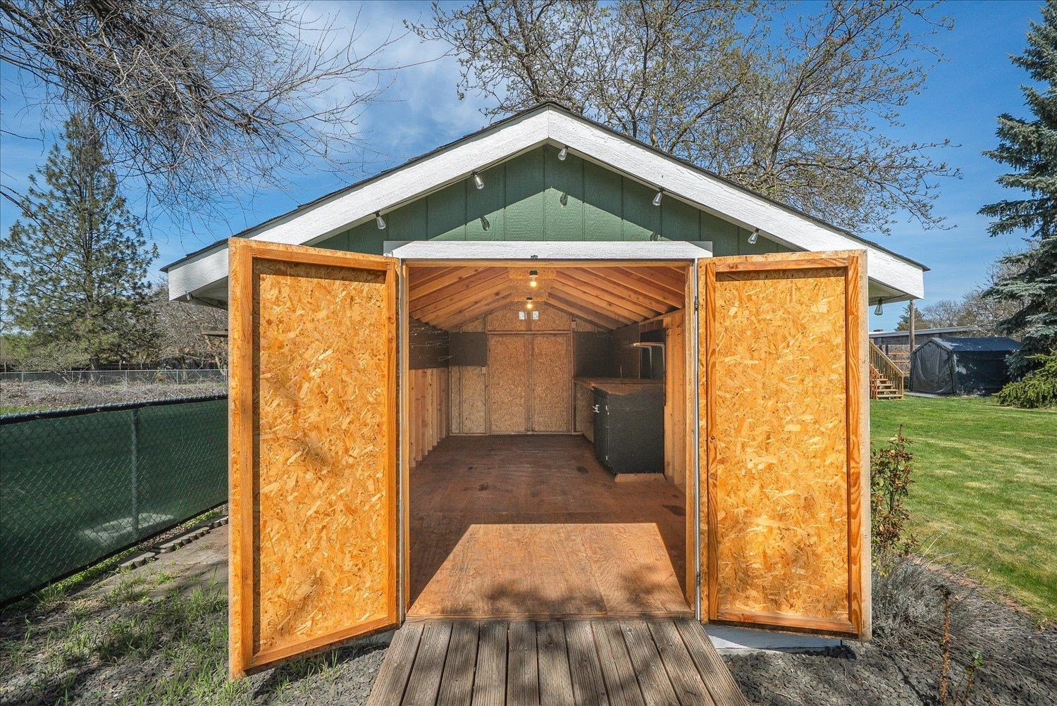 11603 E Main Ave - Photo 34