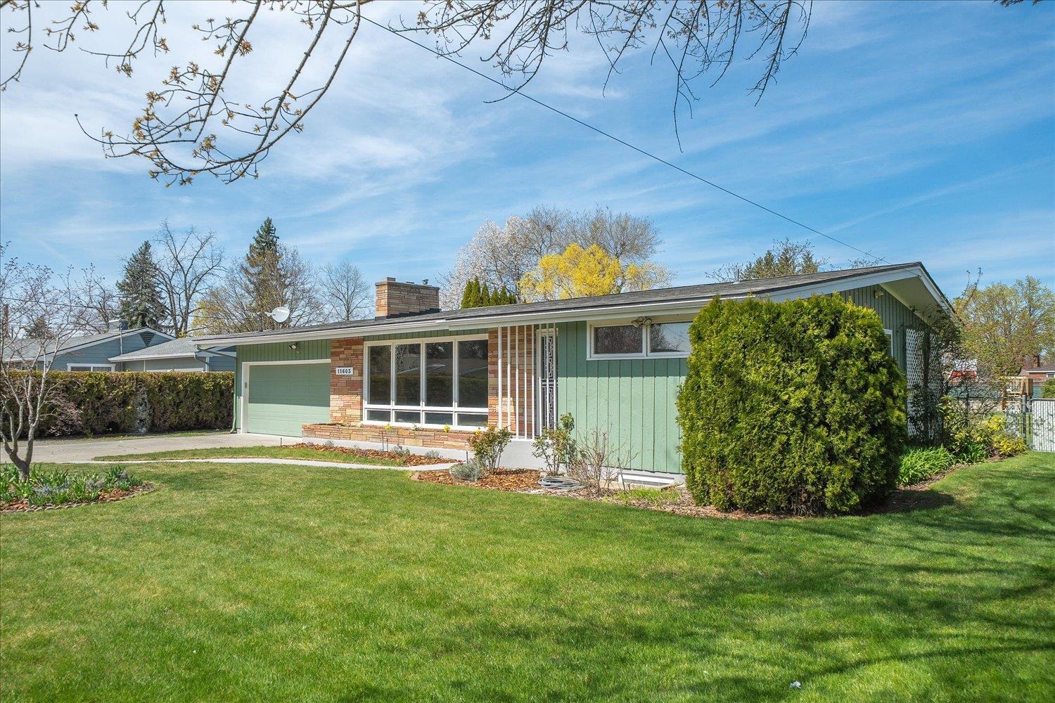 11603 E Main Ave - Photo 48