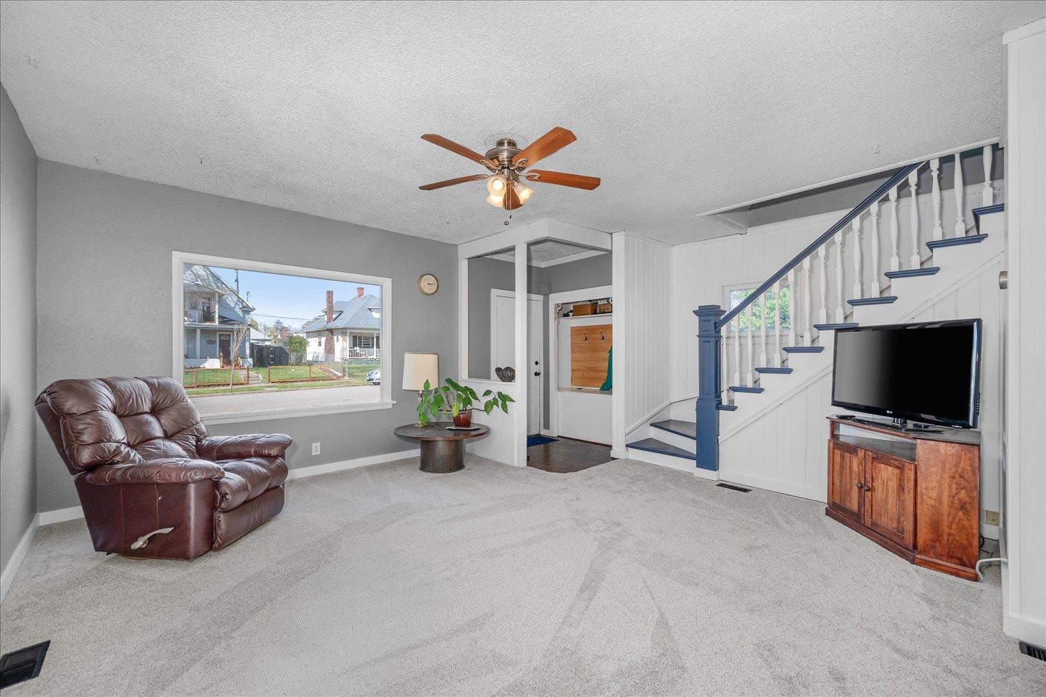615 W Mansfield Ave - Photo 5