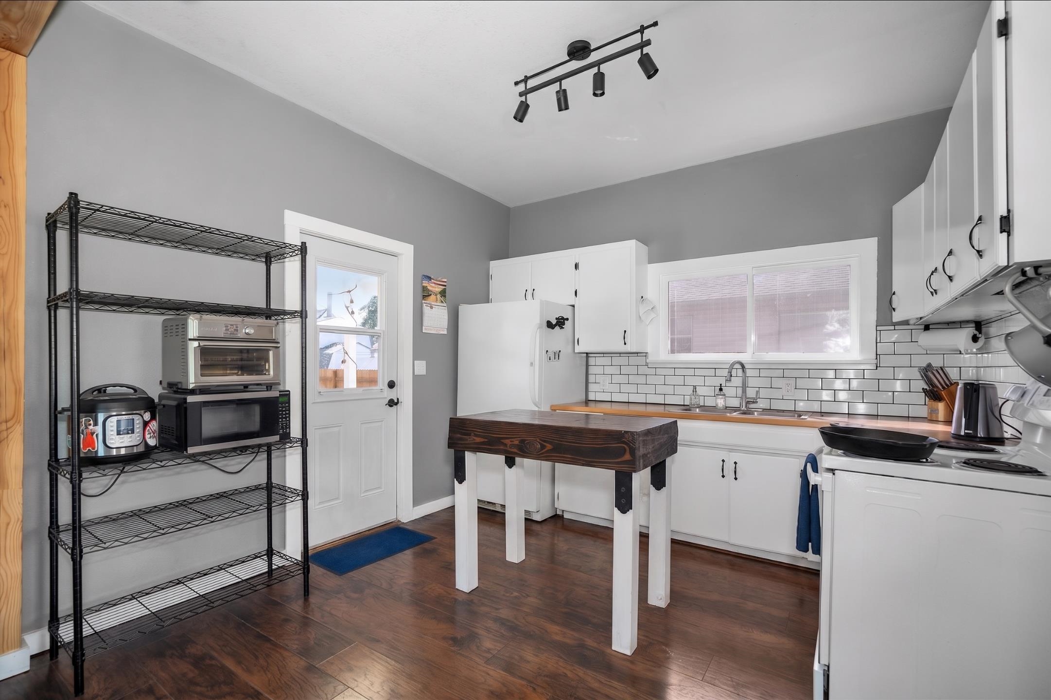 615 W Mansfield Ave - Photo 10