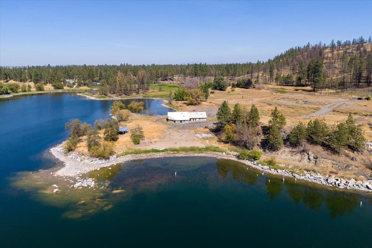 9212 S Silver Lake Rd - Photo 1