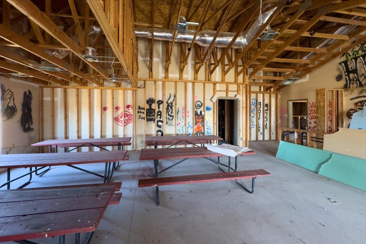 9212 S Silver Lake Rd - Photo 13