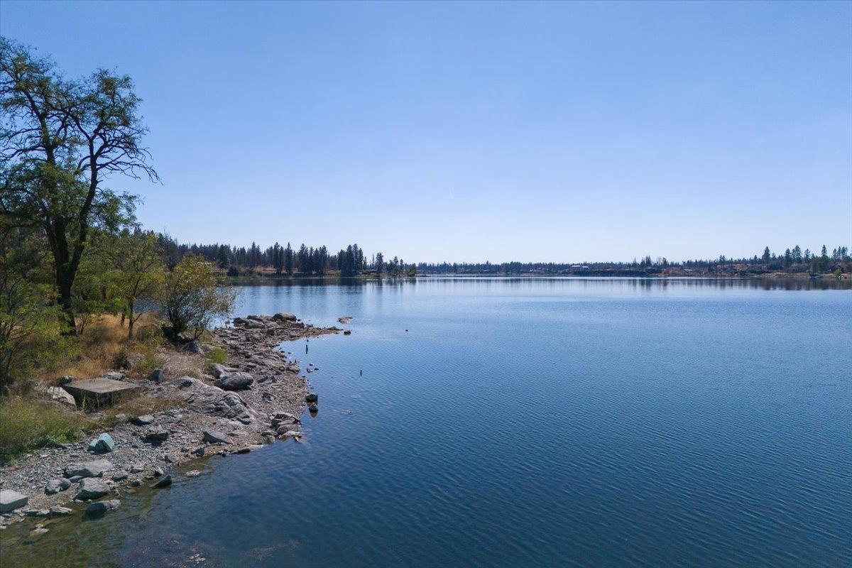 9212 S Silver Lake Rd - Photo 20