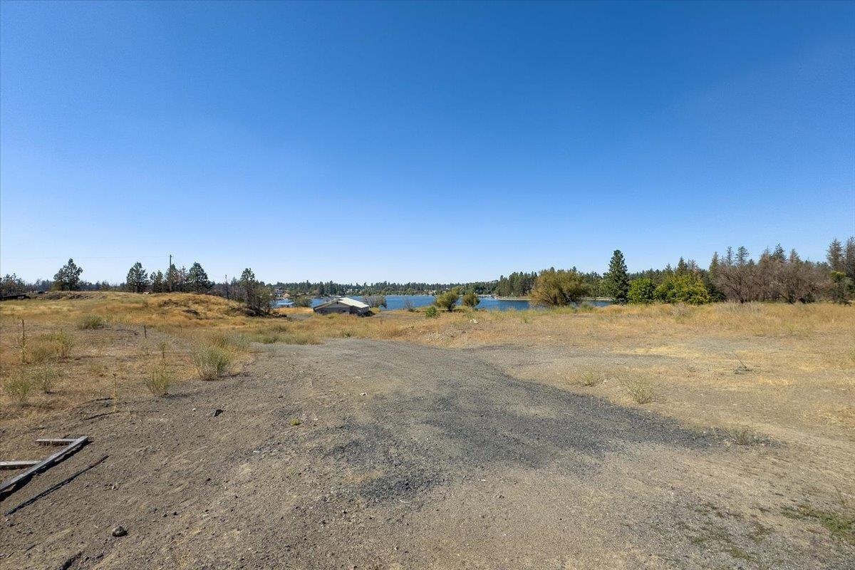 9212 S Silver Lake Rd - Photo 5