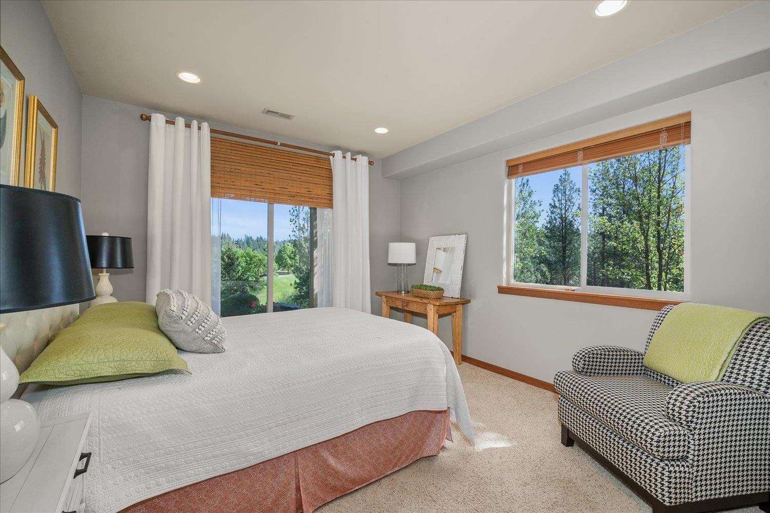 2415 E Hangman Creek Ln - Photo 34