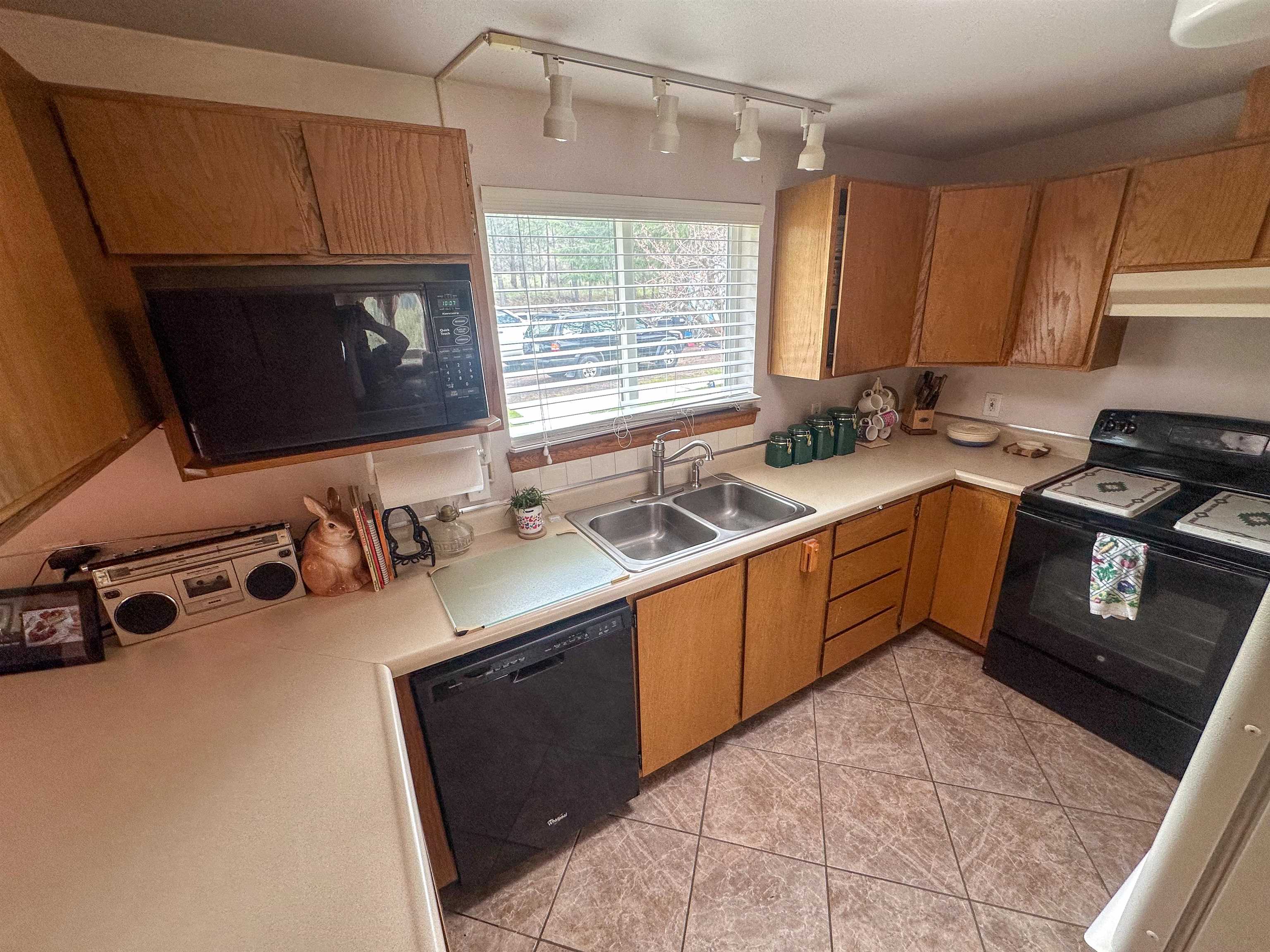 15307 W Autumn Ln - Photo 10