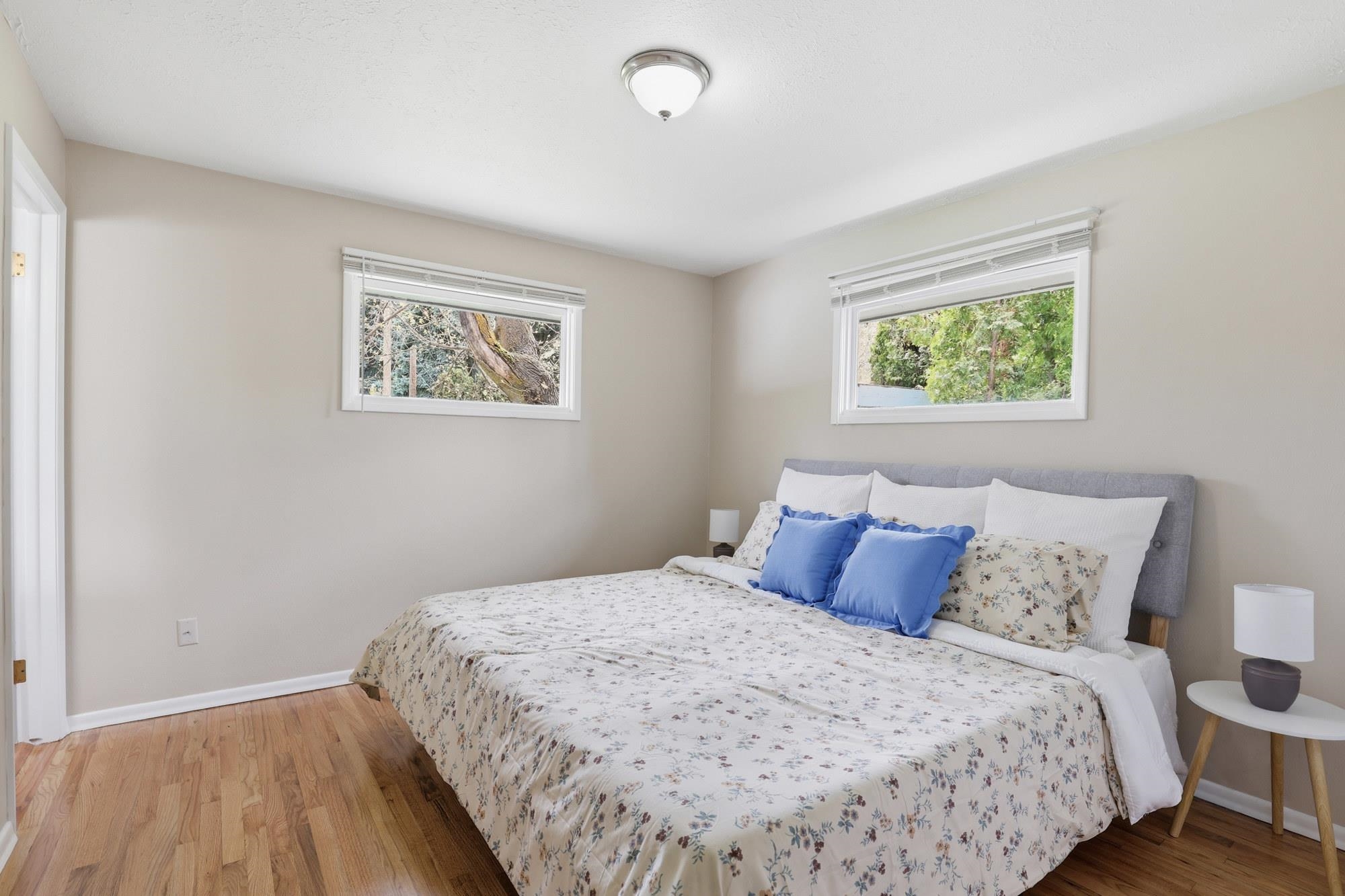2420 E 39th Ave - Photo 18